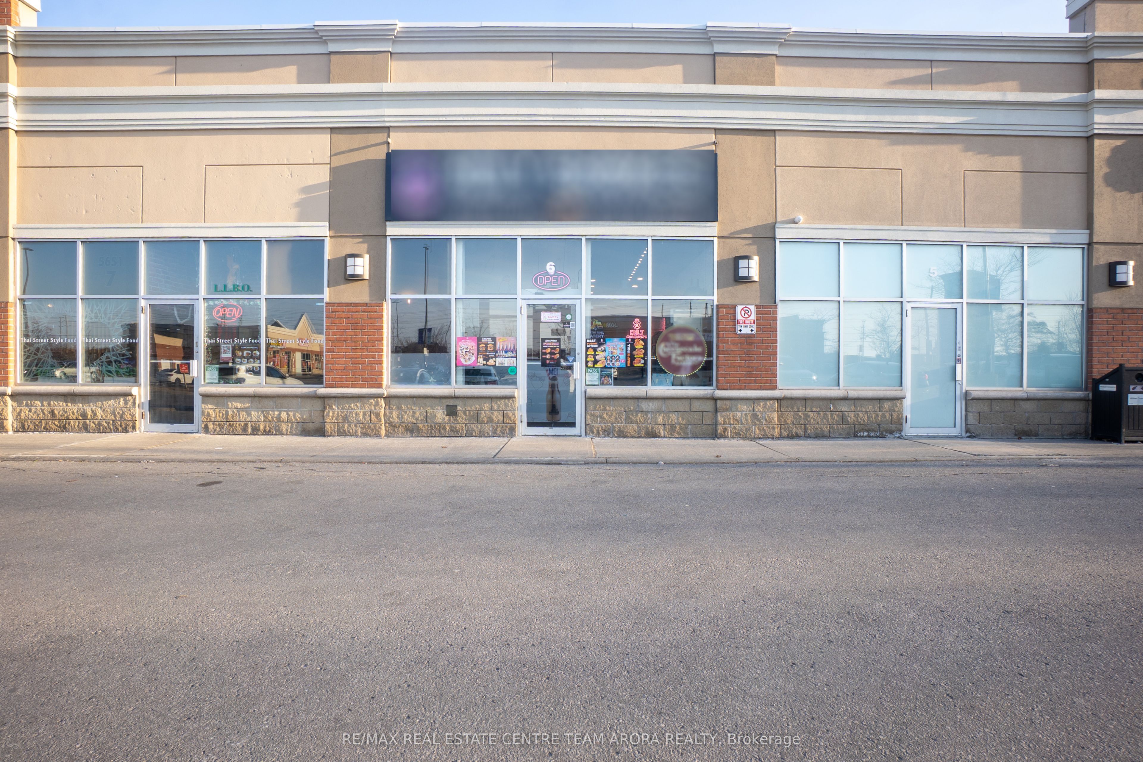 #6 - 5651 Steeles Avenue Property Photo 14