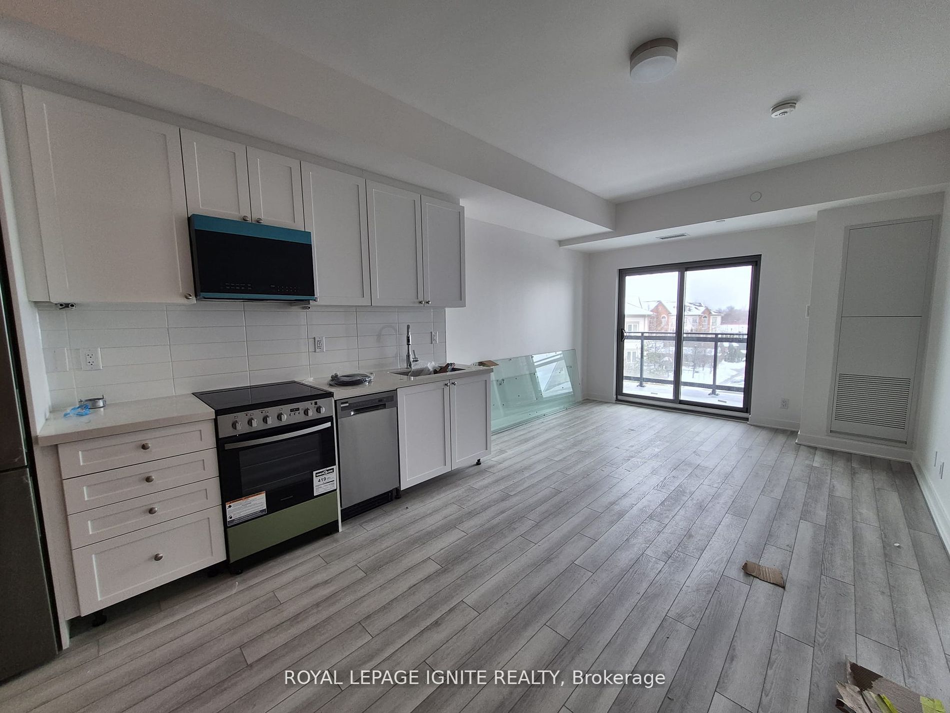 #206 - 55 Clarington Boulevard Property Photo 7