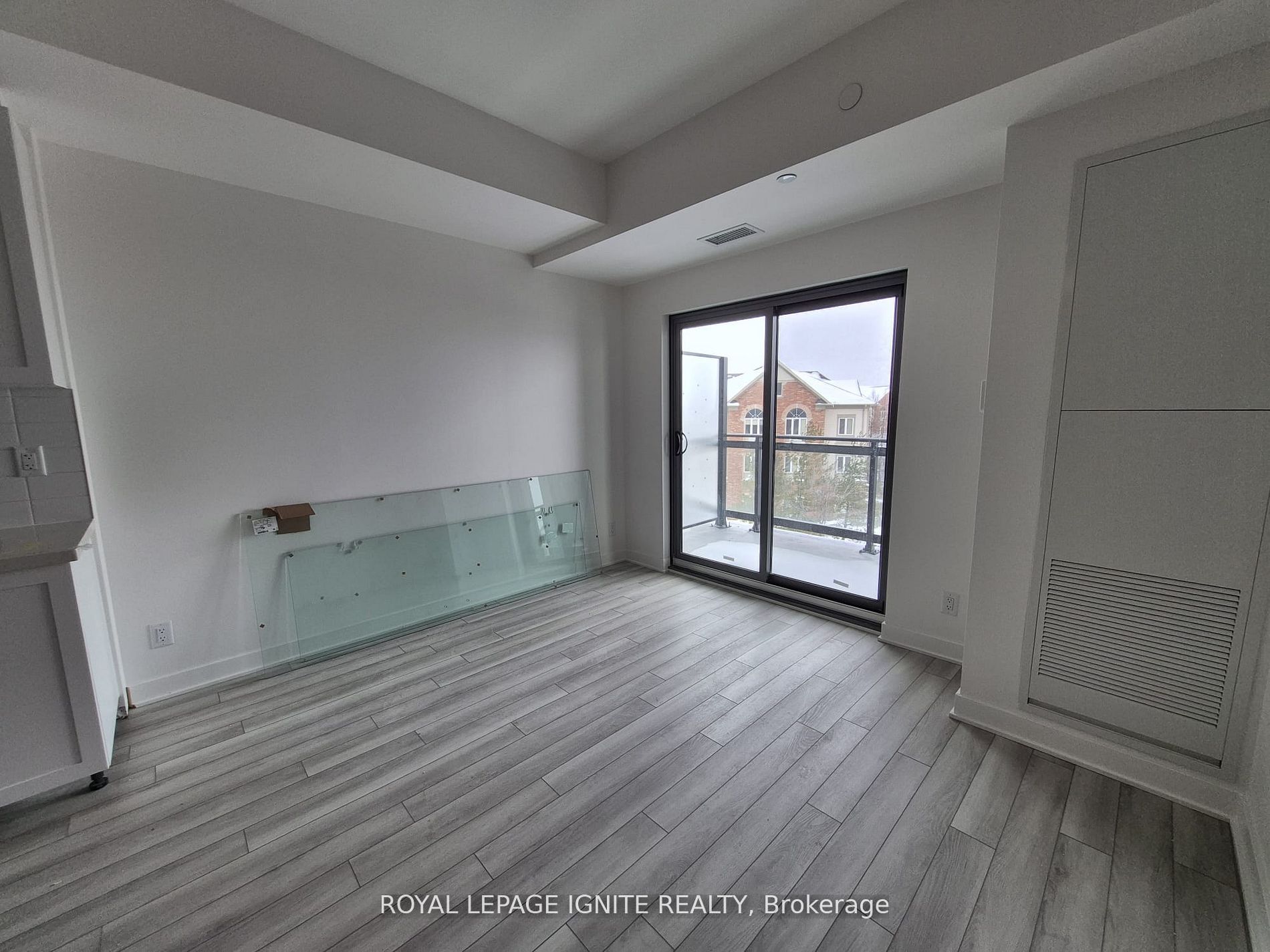 #206 - 55 Clarington Boulevard Property Photo 11