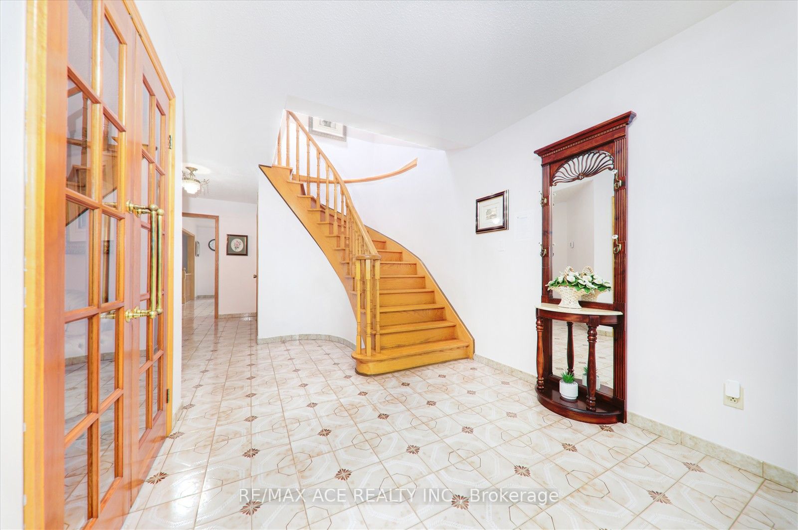 107 Orton Park Road Property Photo 6