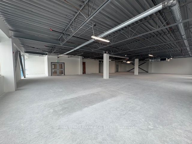 #3rd Floor - 1707 Thornton Road Property Photo 8