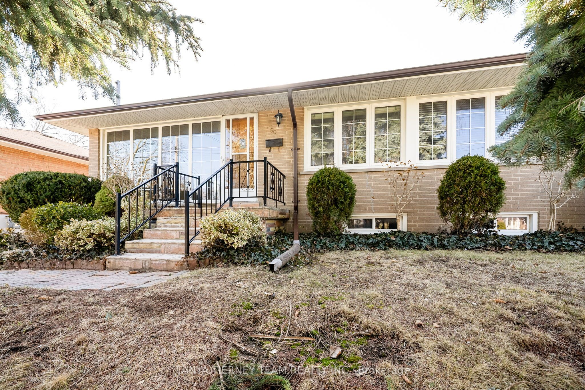 60 Droxford Avenue Property Photo