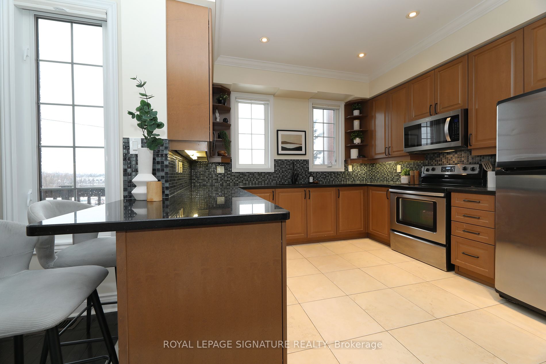 #38 - 530 Kingston Road Property Photo 15