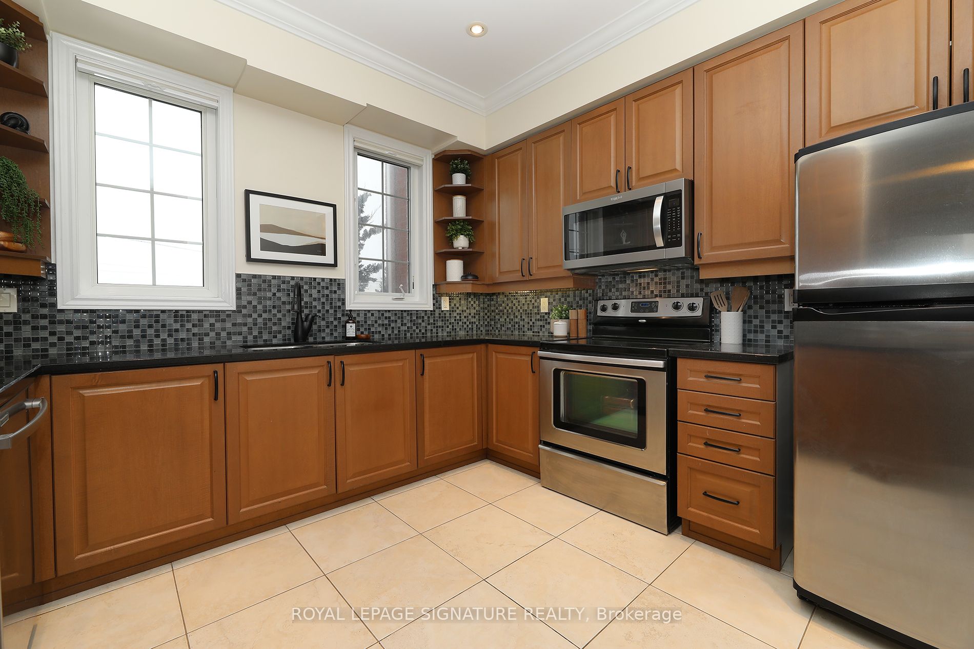 #38 - 530 Kingston Road Property Photo 17