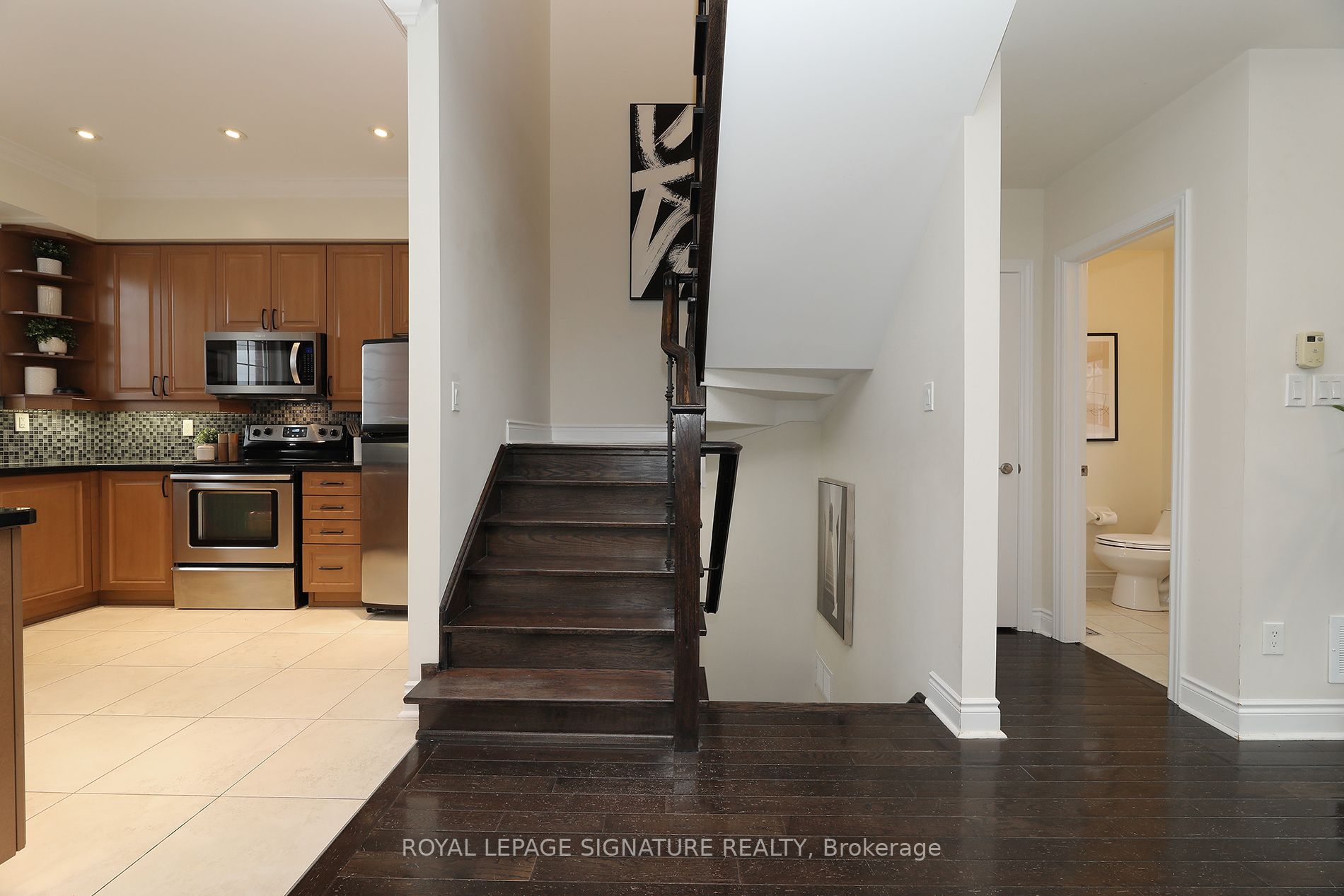 #38 - 530 Kingston Road Property Photo 25