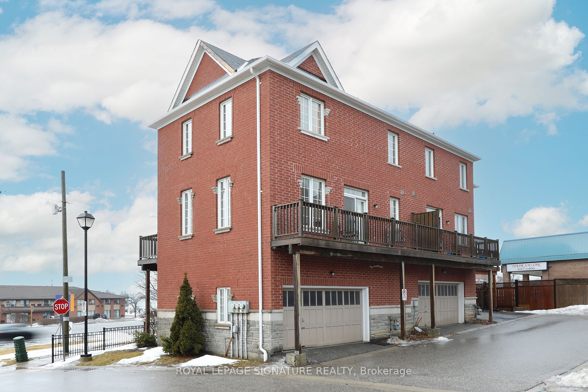 #38 - 530 Kingston Road Property Photo 38