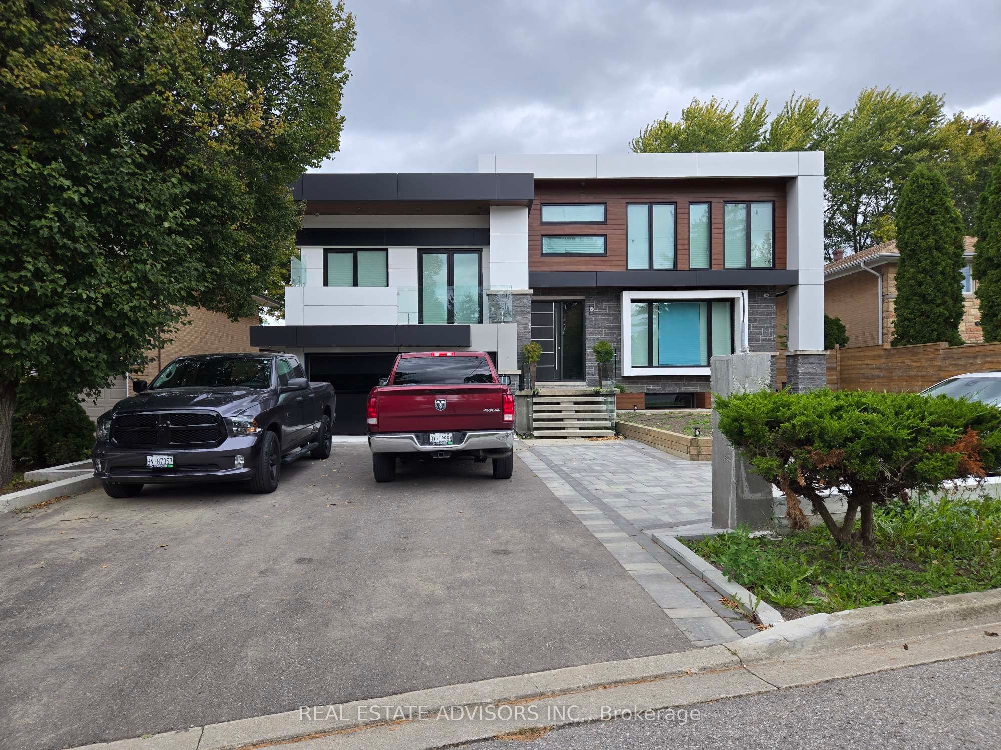 12 Dobbin Road Property Photo