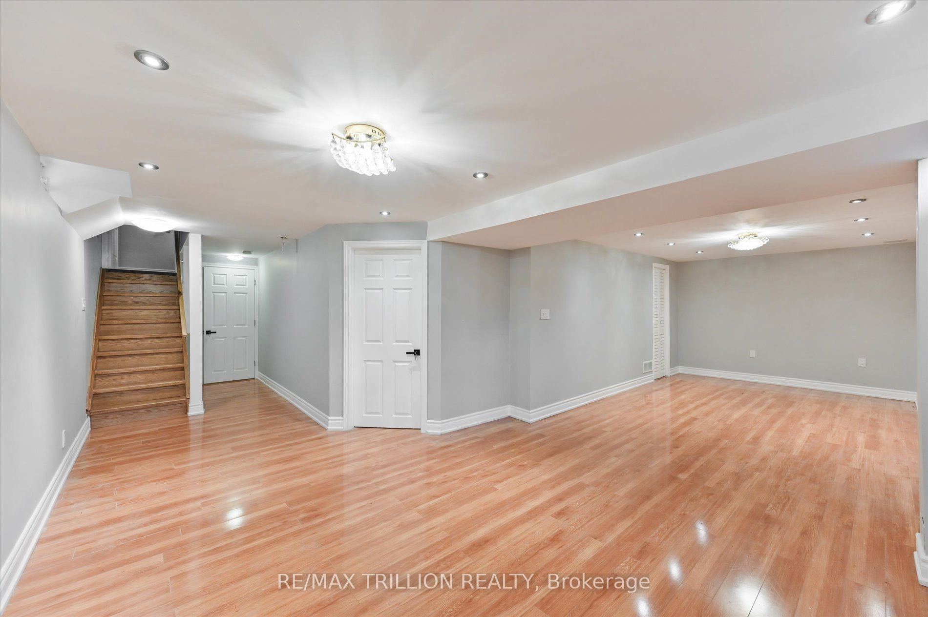 611 Staines Road Property Photo 32
