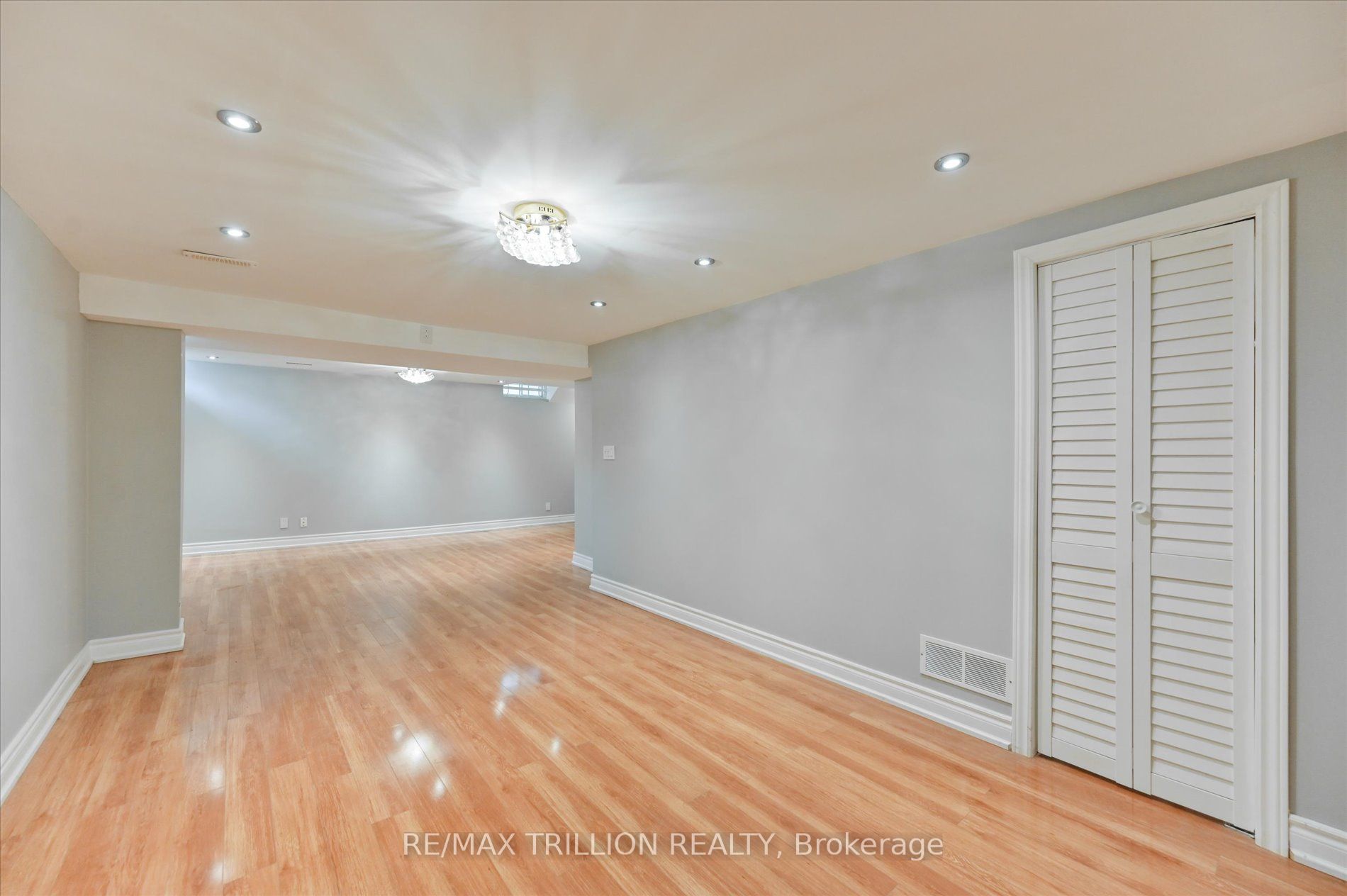 611 Staines Road Property Photo 34