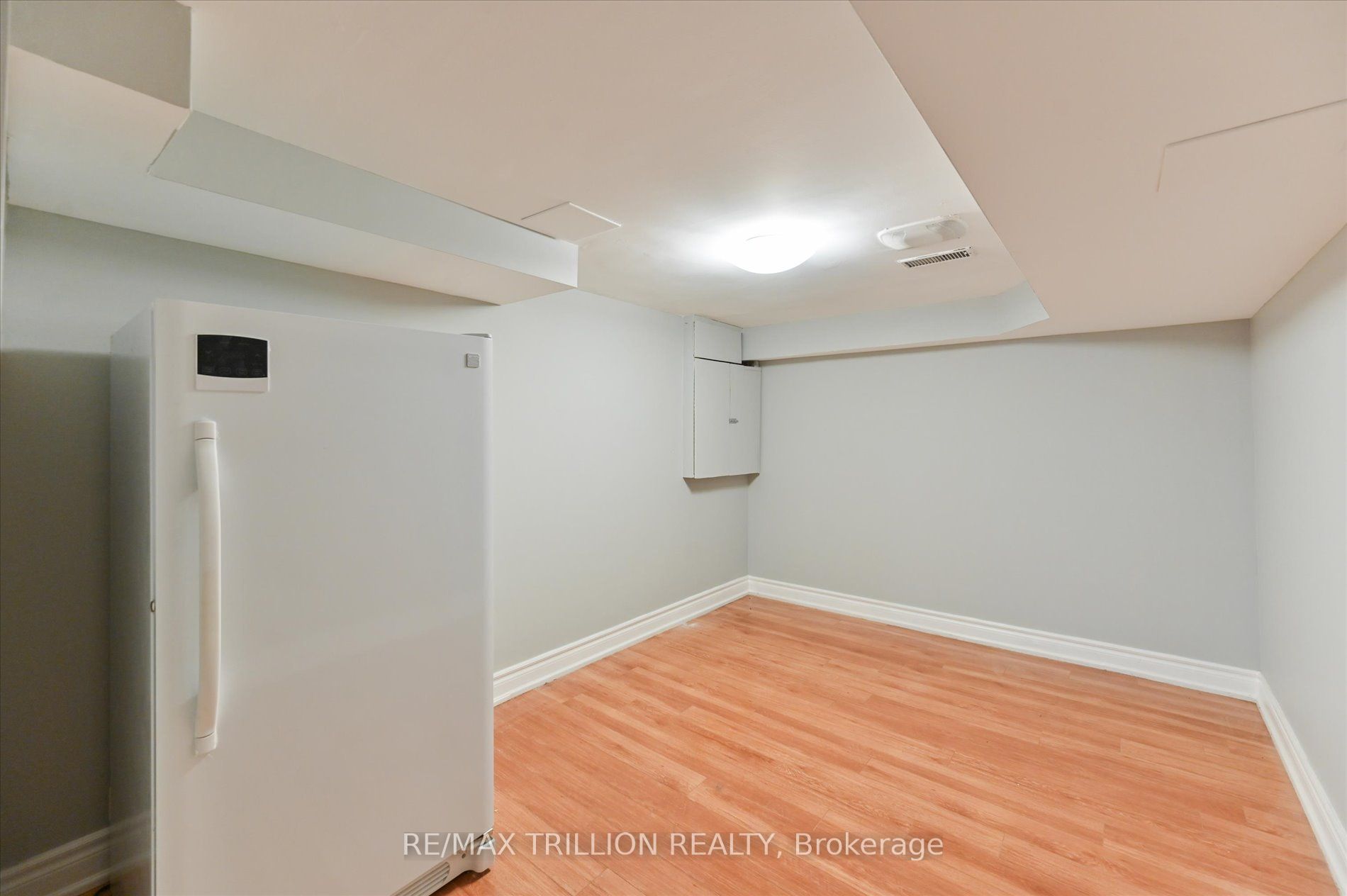 611 Staines Road Property Photo 36