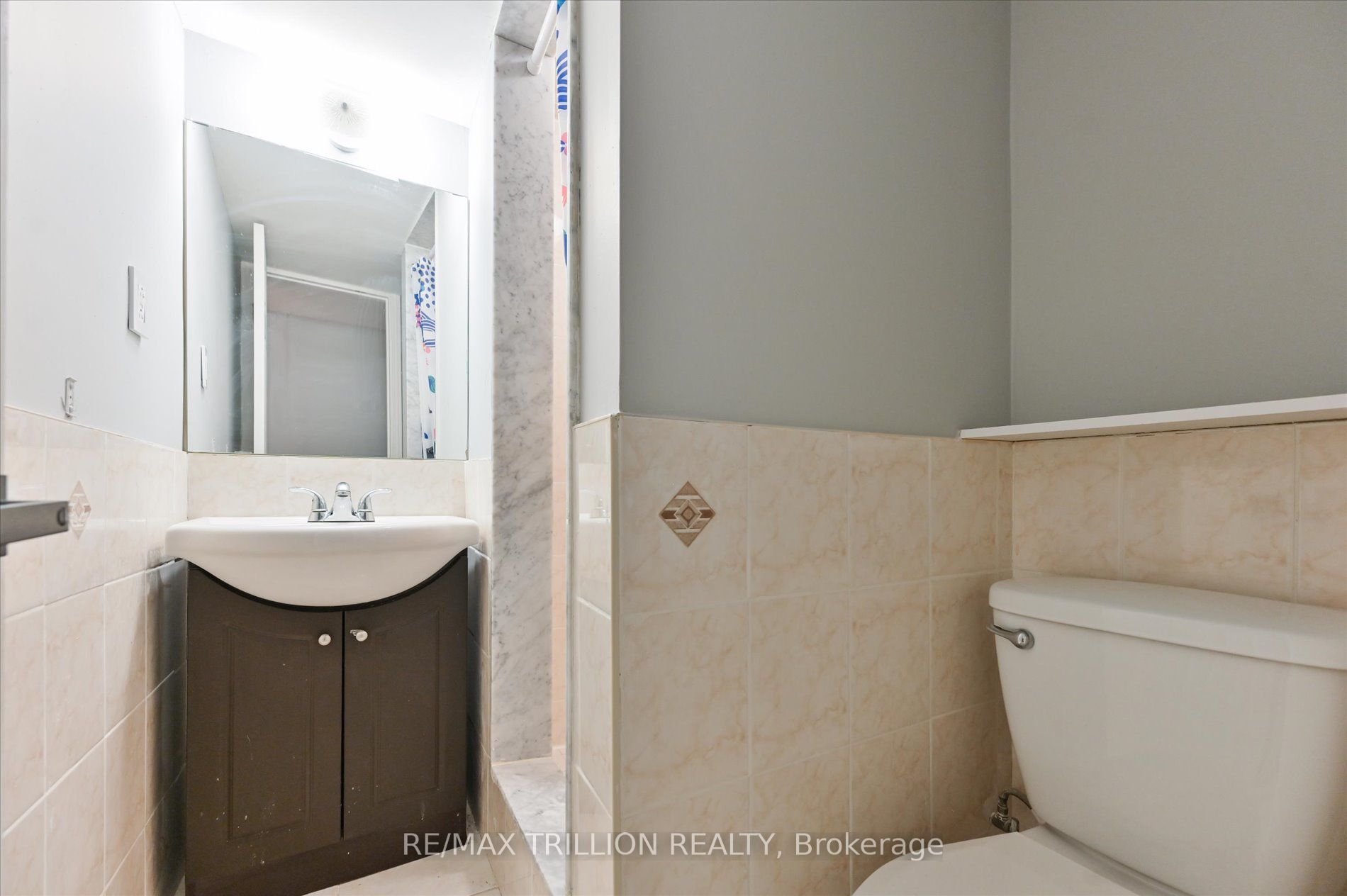 611 Staines Road Property Photo 37