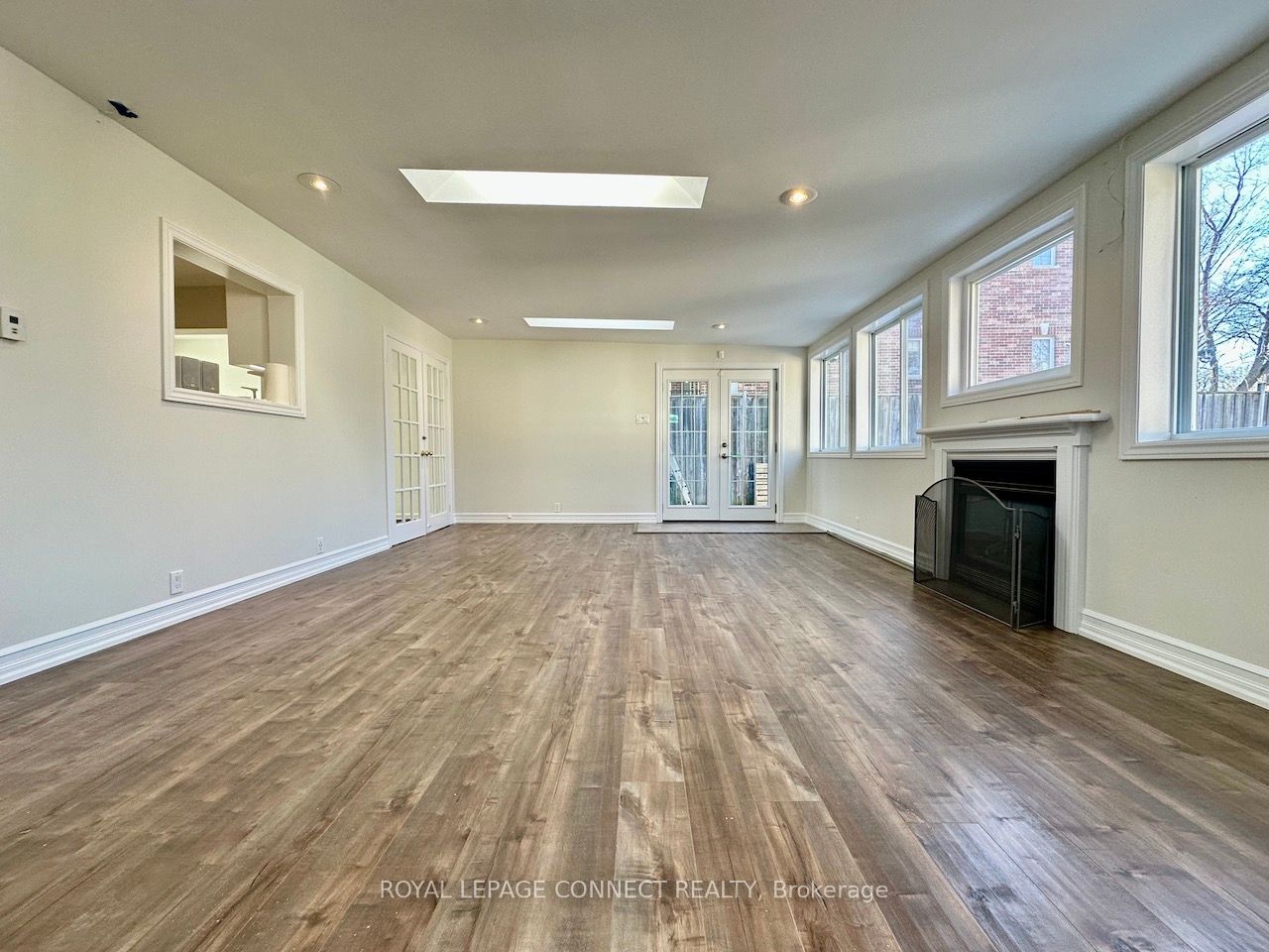 28 Willowlea Drive Property Photo