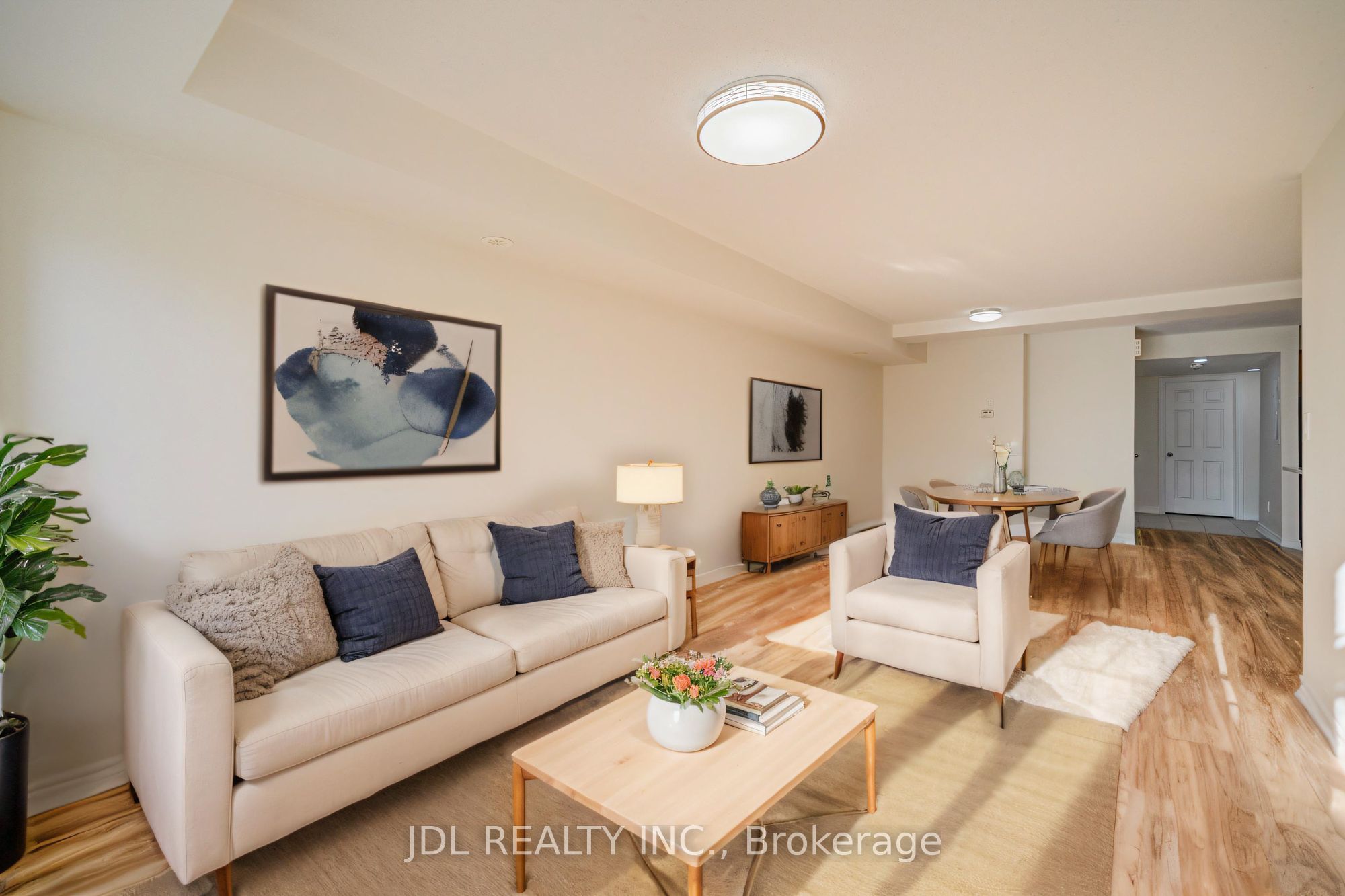 9 Eaton Park Lane 5 Property Photo 30