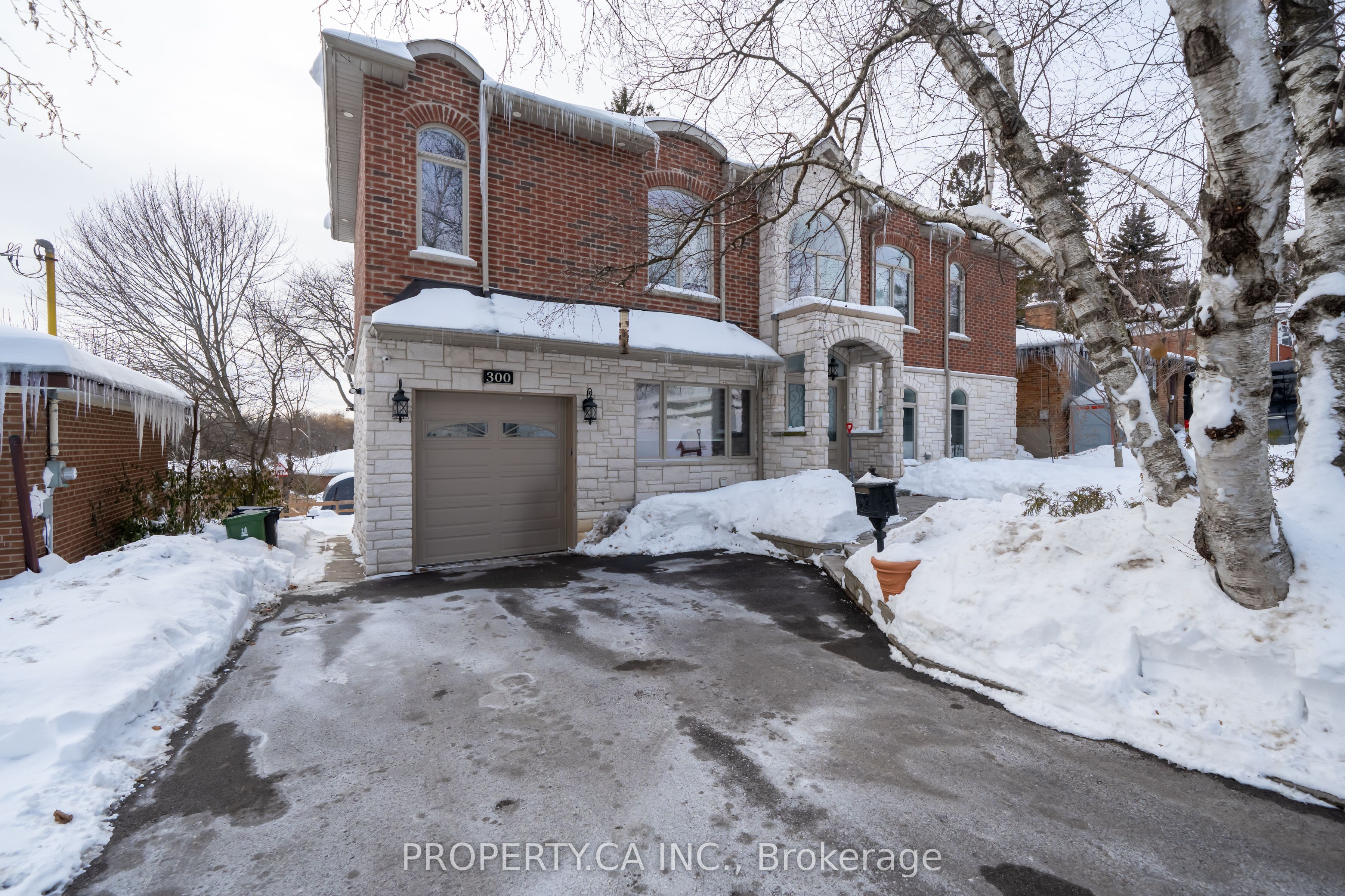 #lower - 300 East Avenue Property Photo