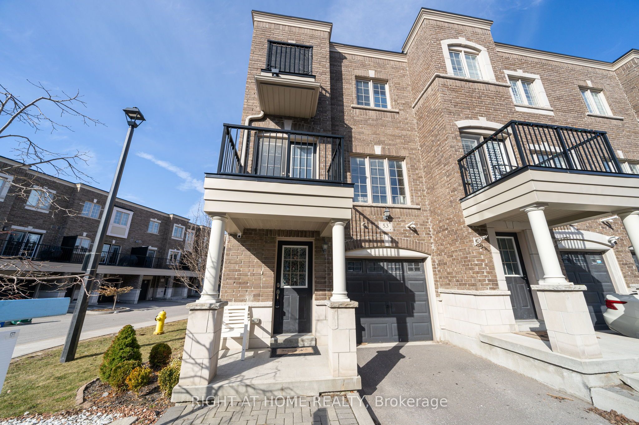 53 Ferris Square Property Photo
