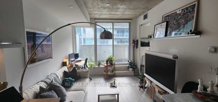 #810 - 30 Baseball Place Property Photo