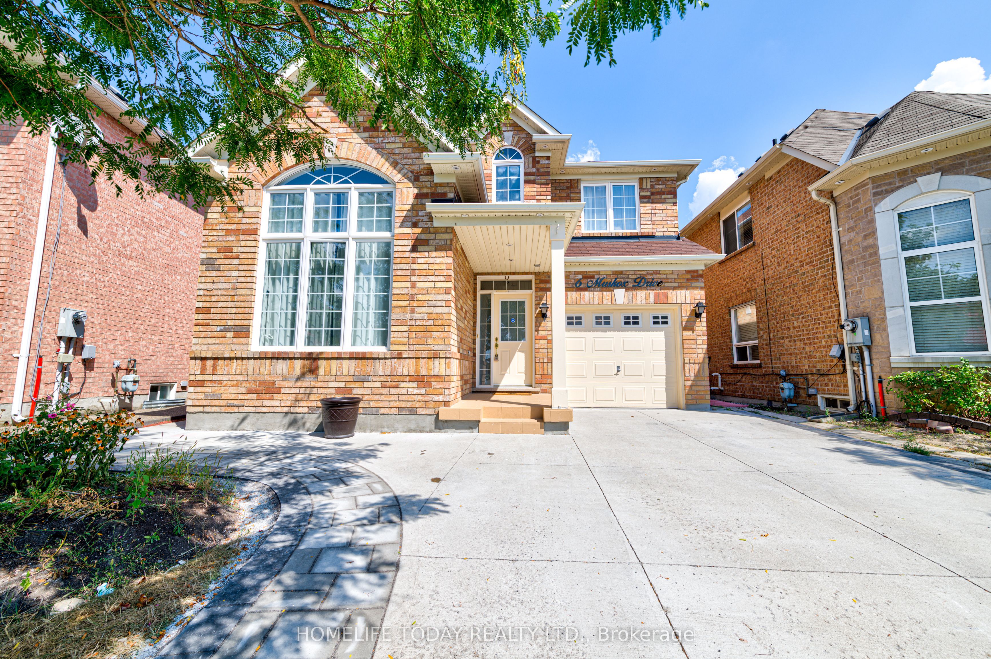 #main - 6 Muskox Drive Property Photo