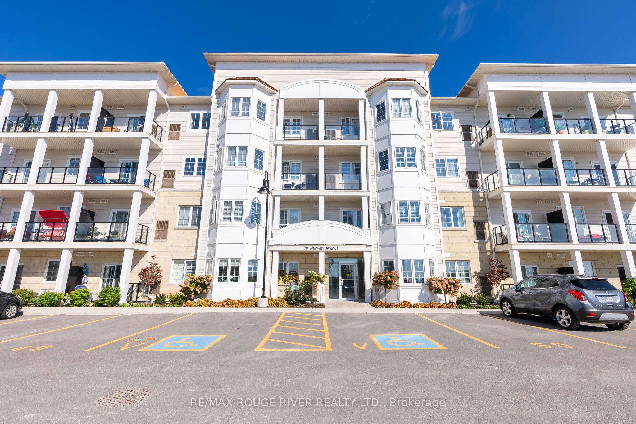 #206 - 70 Shipway Avenue Property Photo