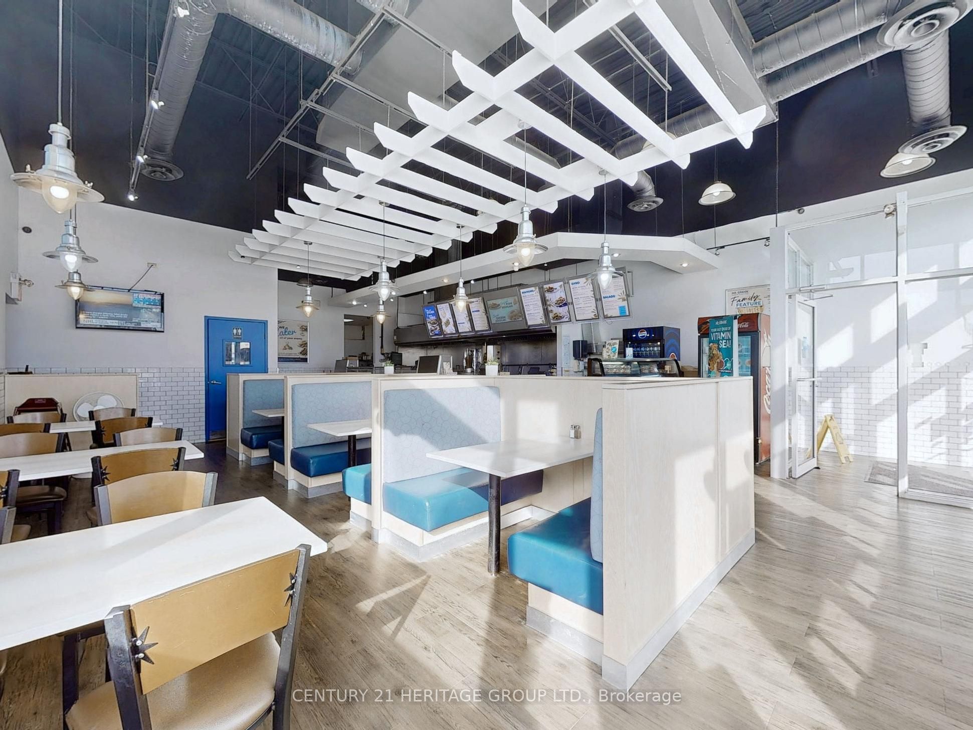 6015 Steeles Avenue Property Photo 2
