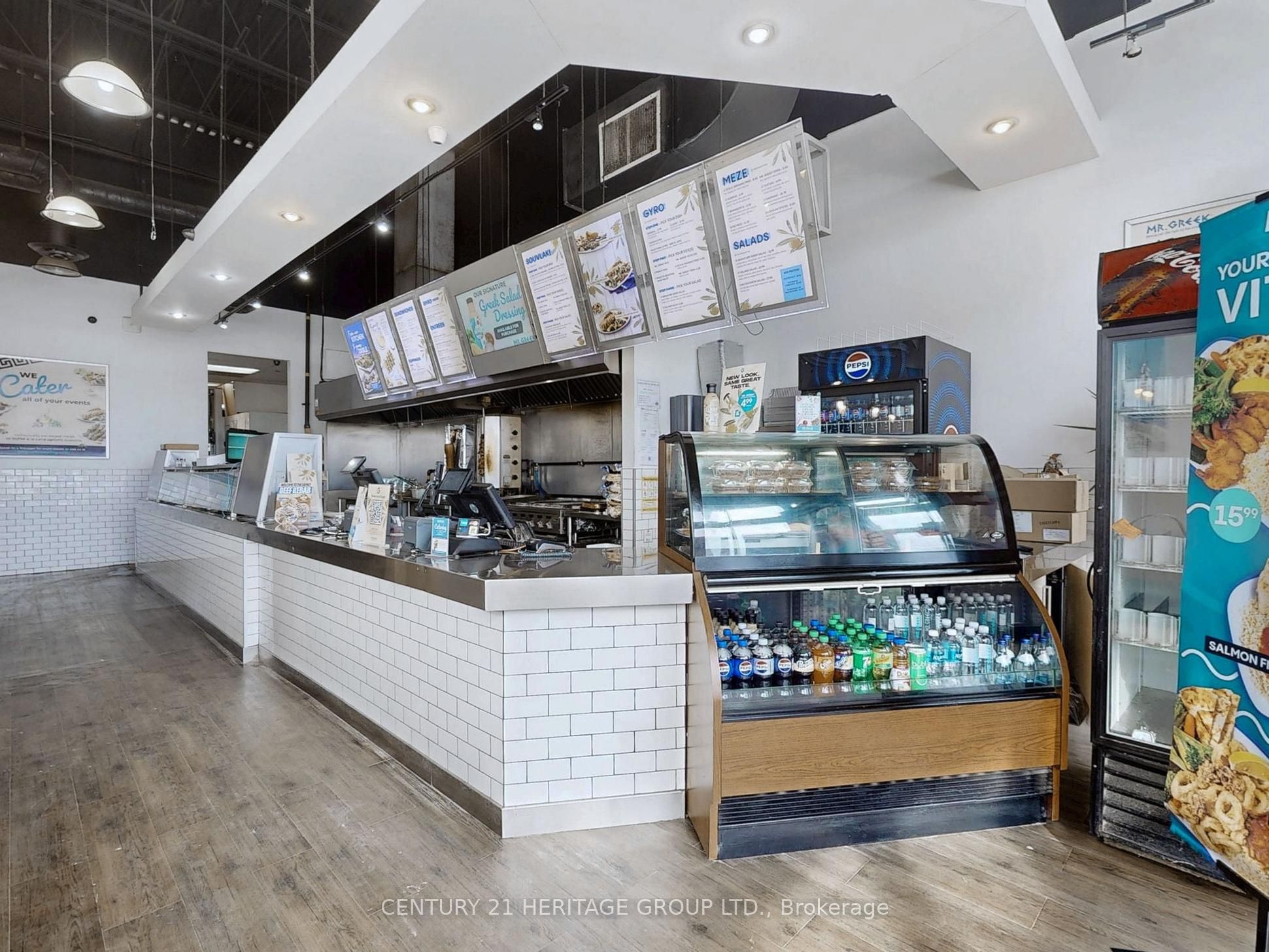 6015 Steeles Avenue Property Photo 8
