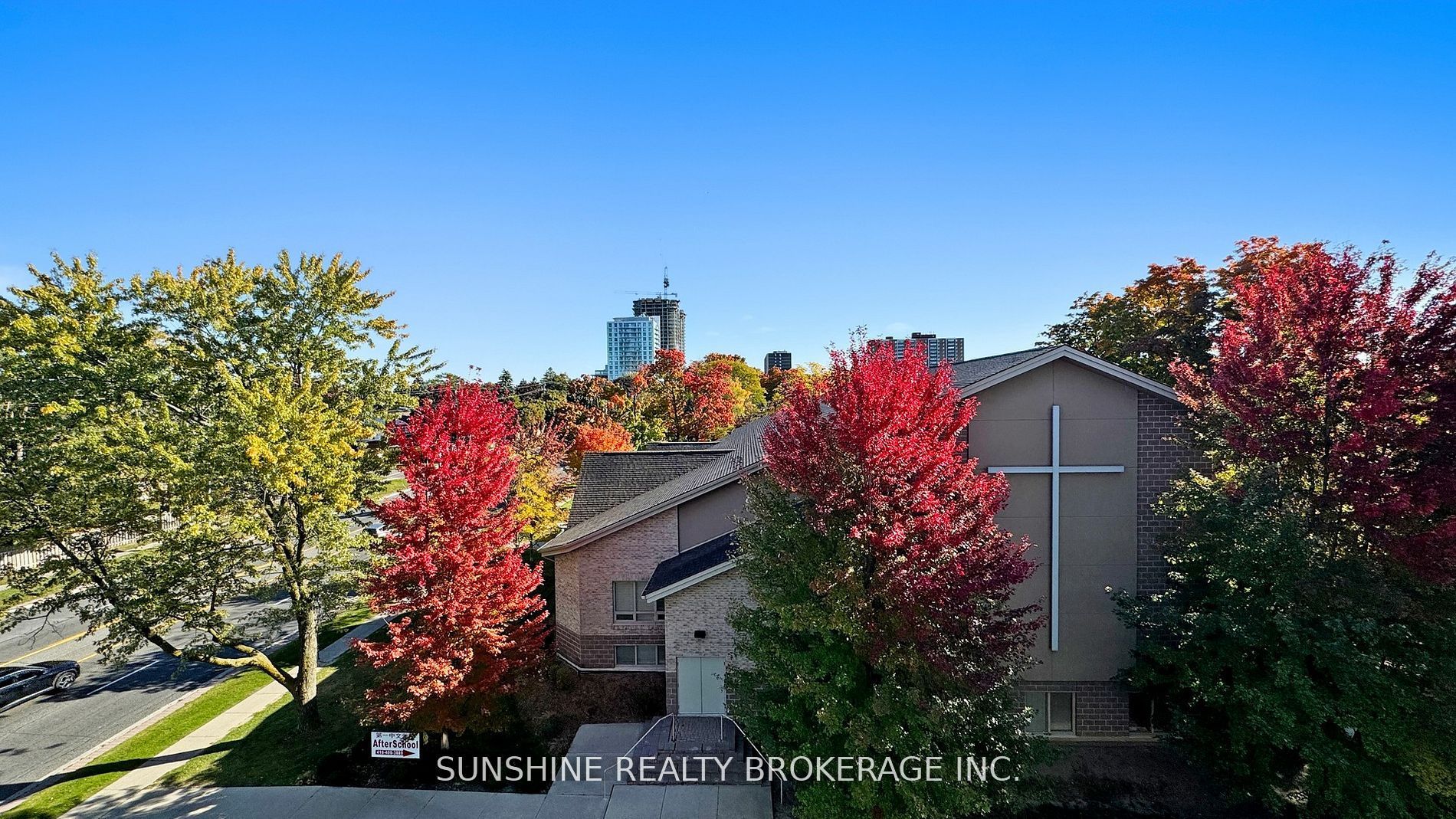 Toronto E05 Real Estate Listings Main Image