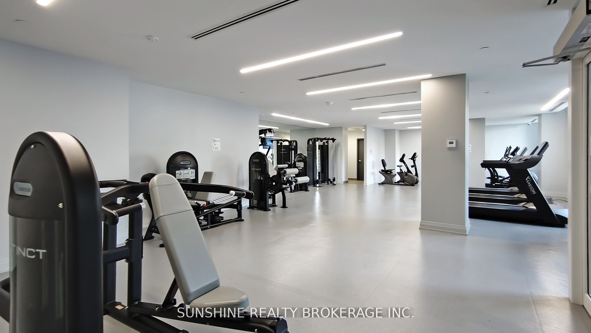 #522 - 3121 Sheppard Avenue Property Photo 5
