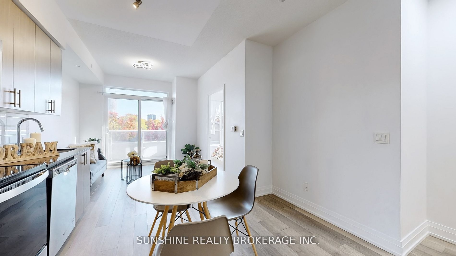 #522 - 3121 Sheppard Avenue Property Photo 13