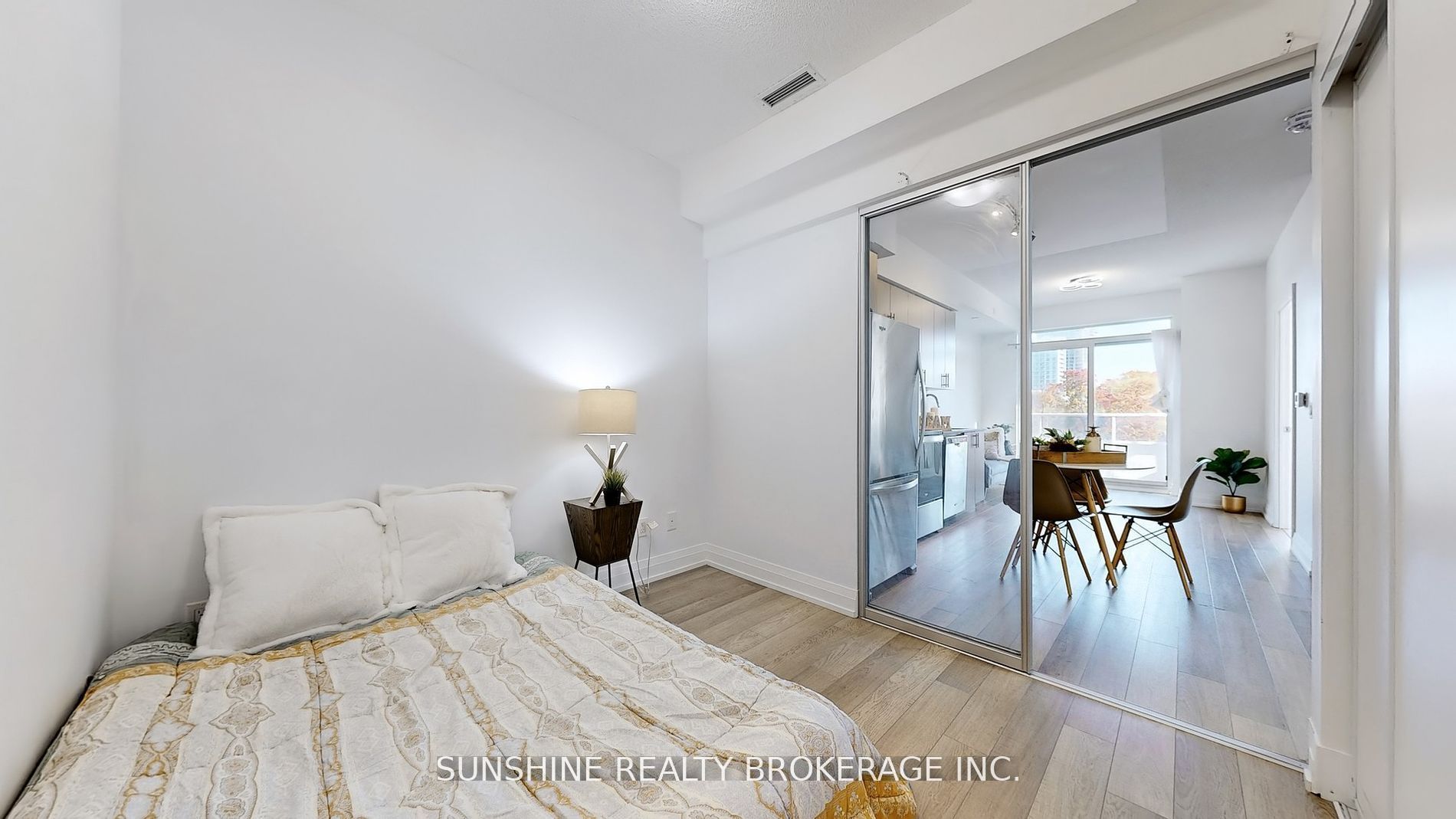 #522 - 3121 Sheppard Avenue Property Photo 21