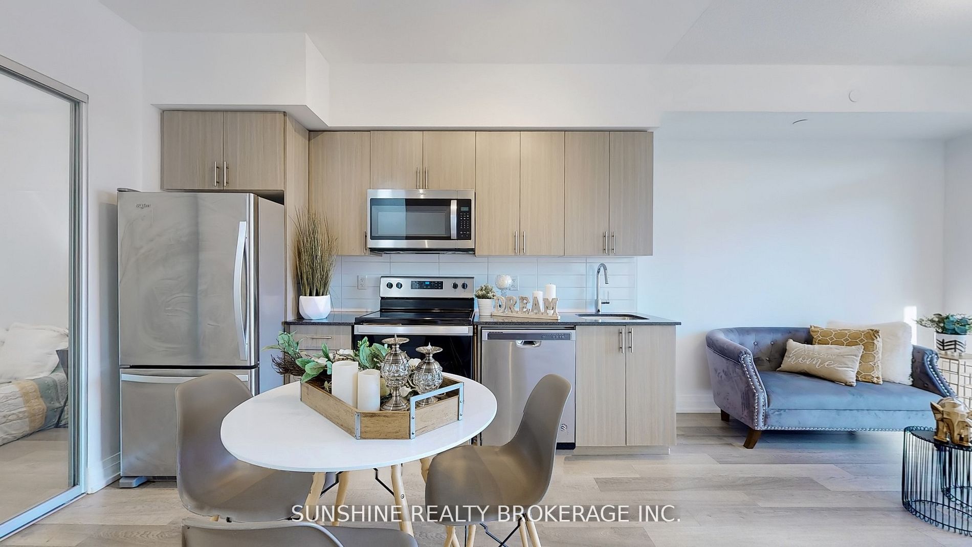 #522 - 3121 Sheppard Avenue Property Photo 25