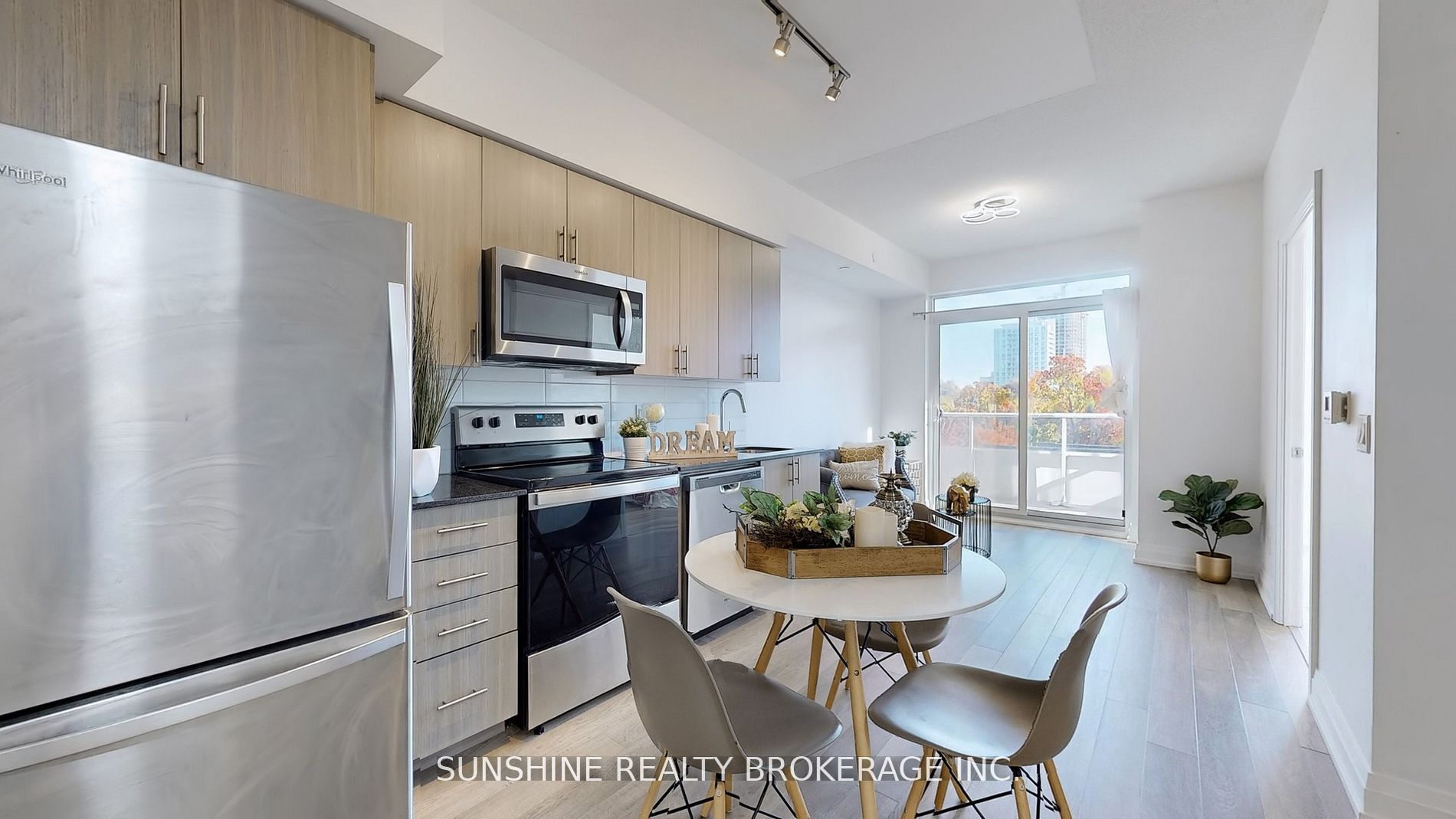 #522 - 3121 Sheppard Avenue Property Photo 28
