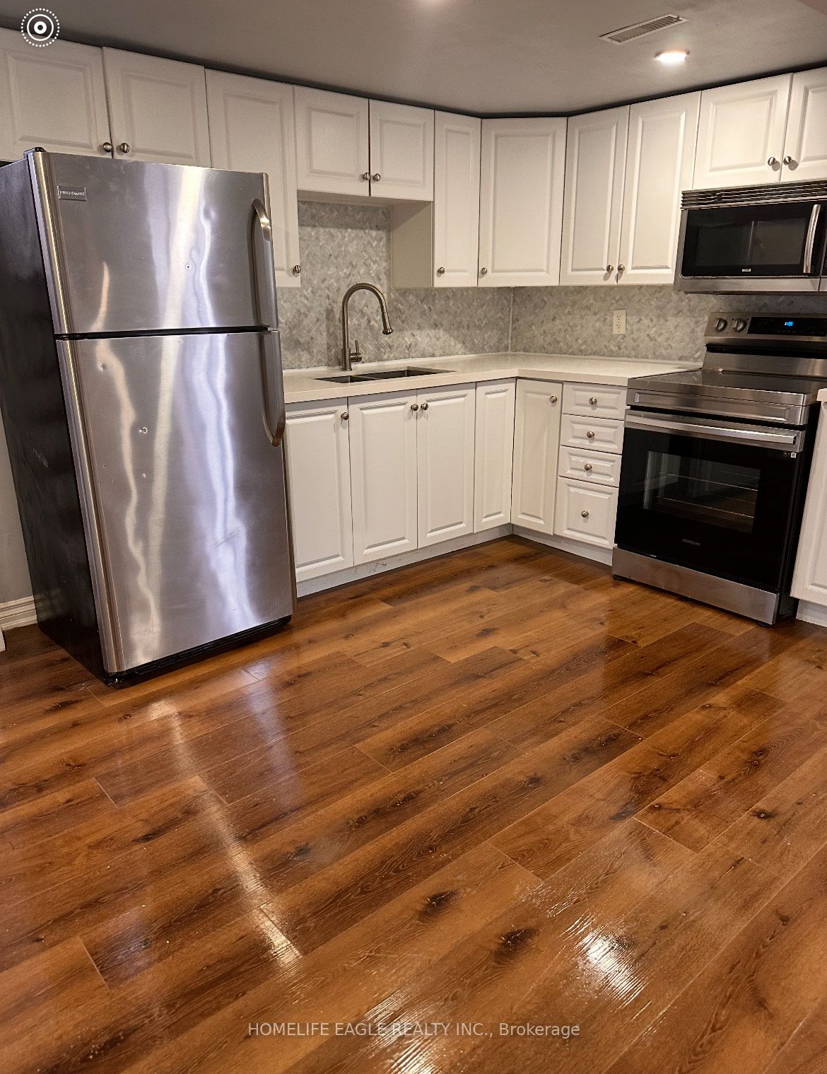 #lower - 38 Bolland Crescent Property Photo 2