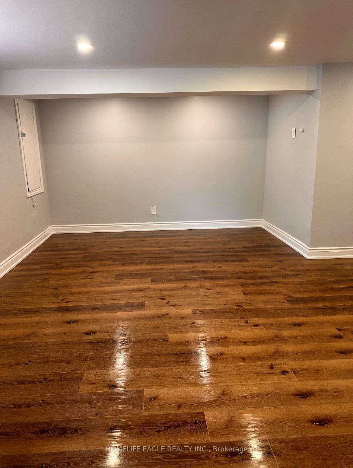 #lower - 38 Bolland Crescent Property Photo 6