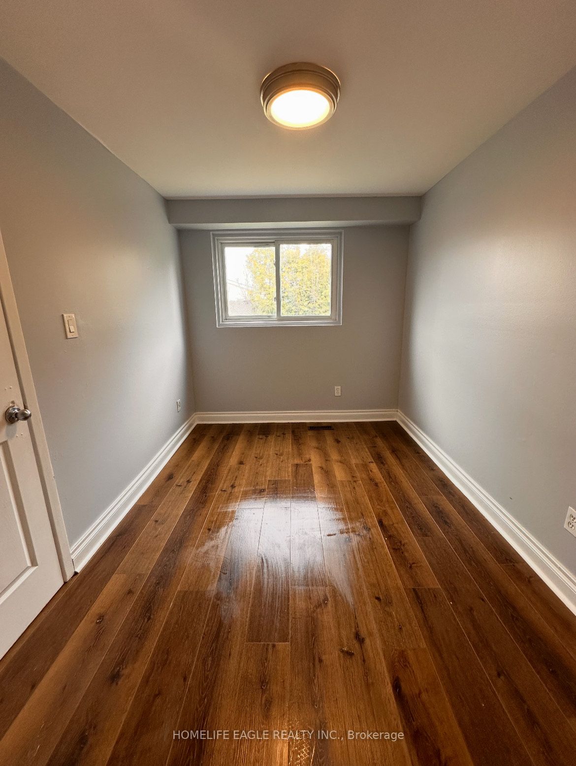 #lower - 38 Bolland Crescent Property Photo 7