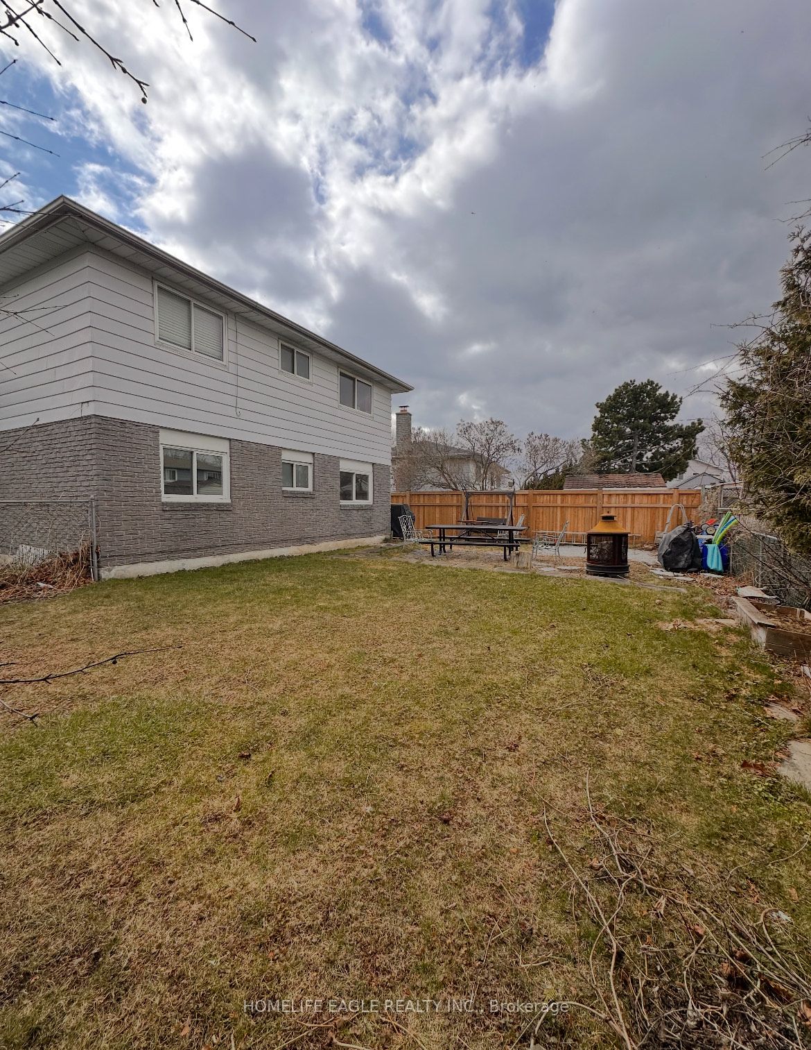 #lower - 38 Bolland Crescent Property Photo 13