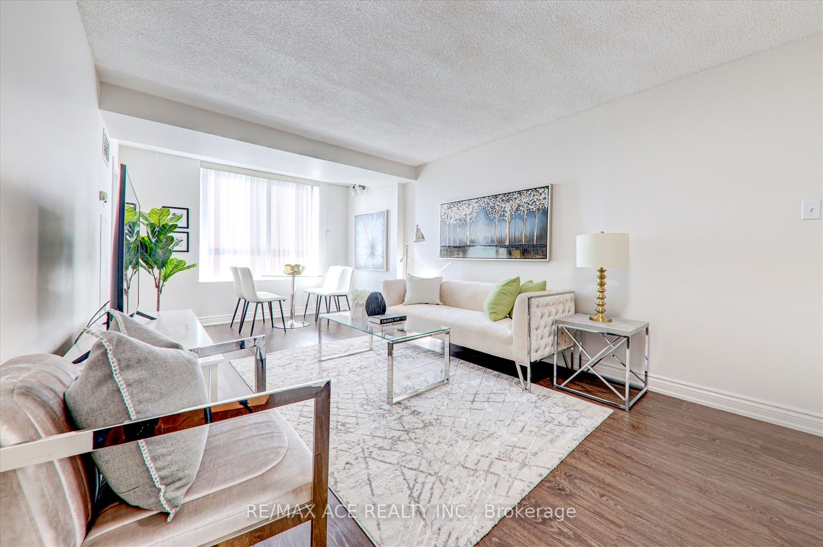 #903 - 330 Mccowan Road Property Photo