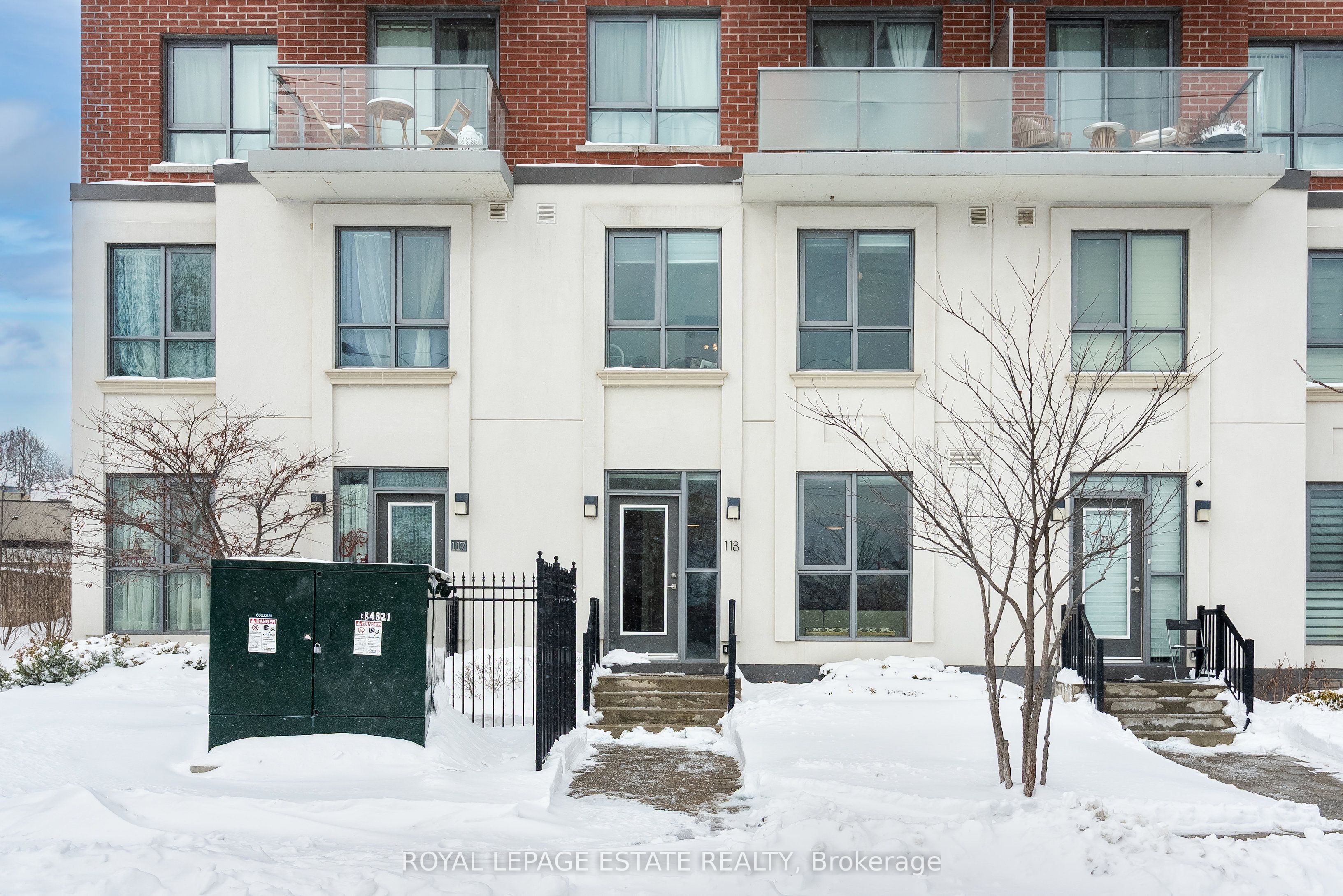 #118 - 22 East Haven Drive Property Photo 1