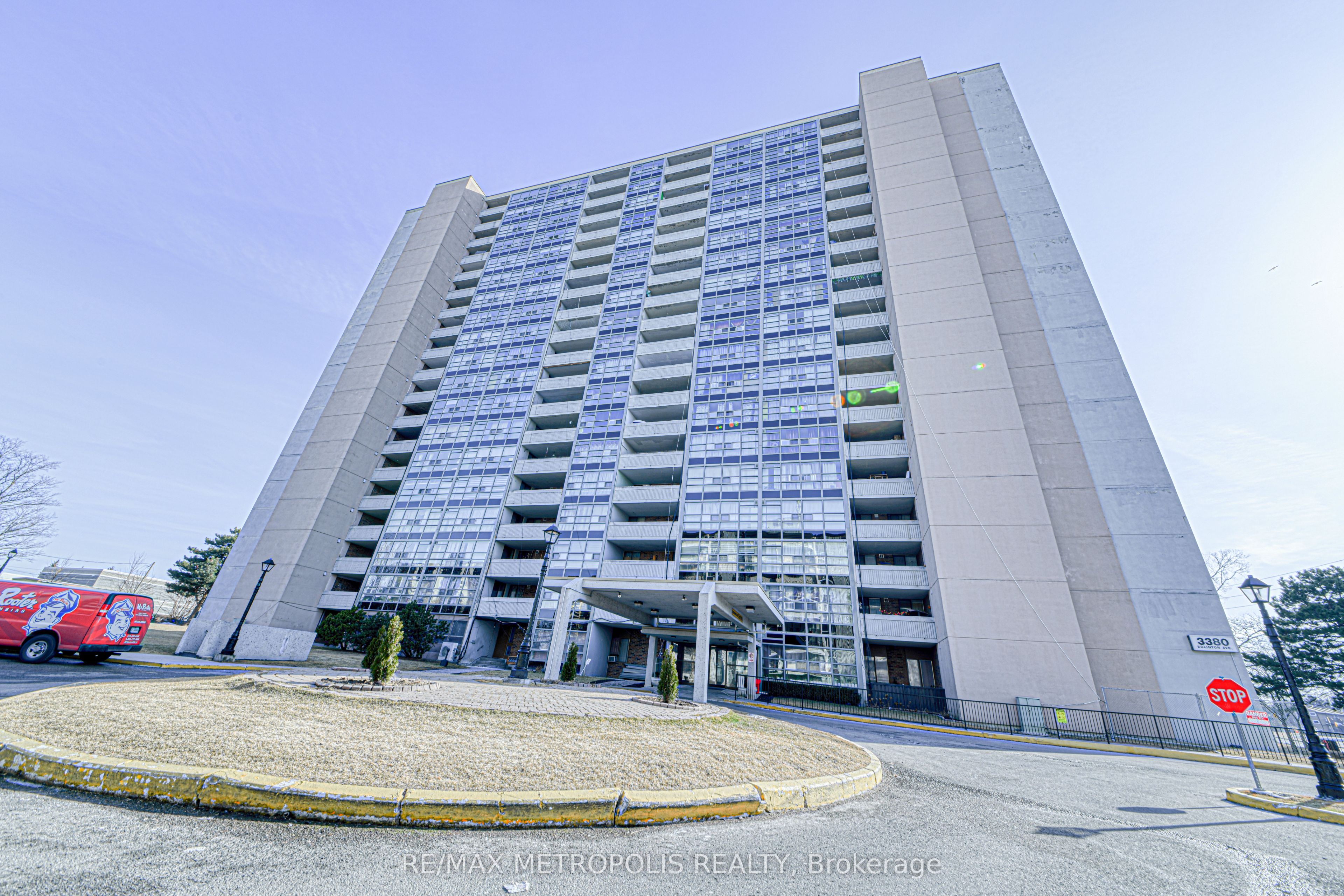 #610 - 3380 Eglinton Avenue Property Photo