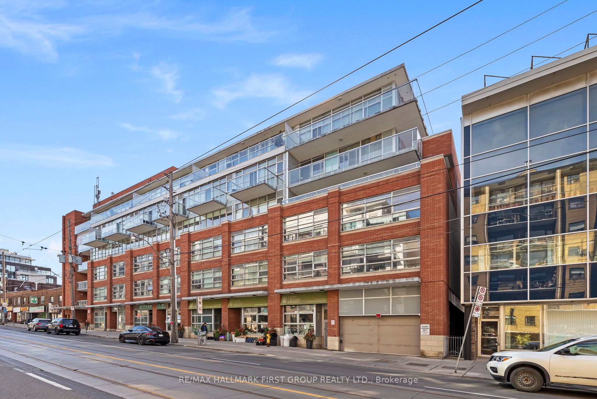 #214 - 601 Kingston Road Property Photo