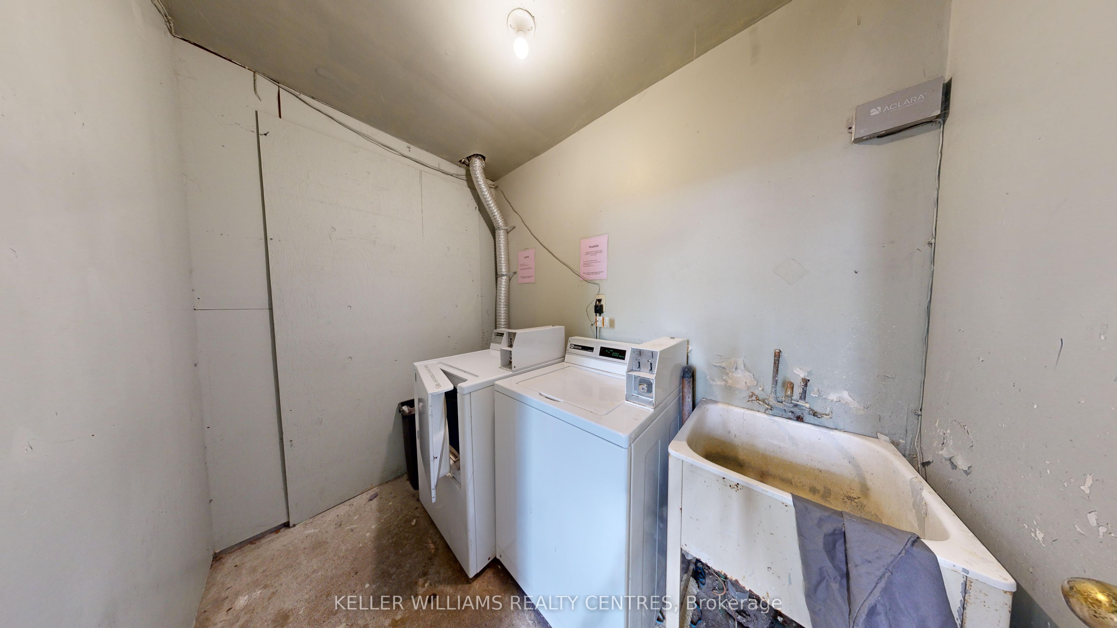 10 Ivy Avenue Property Photo 24