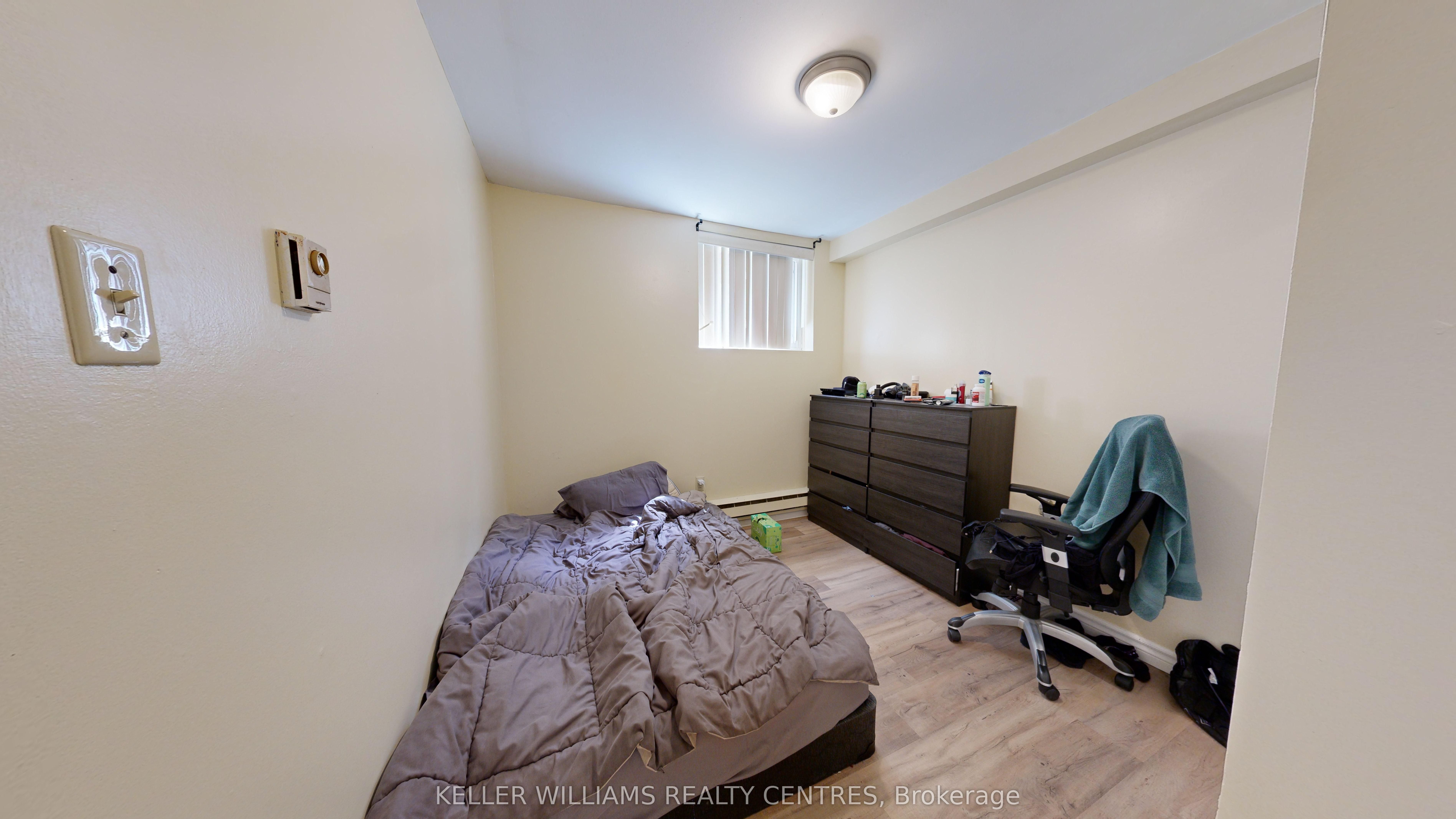 10 Ivy Avenue Property Photo 32