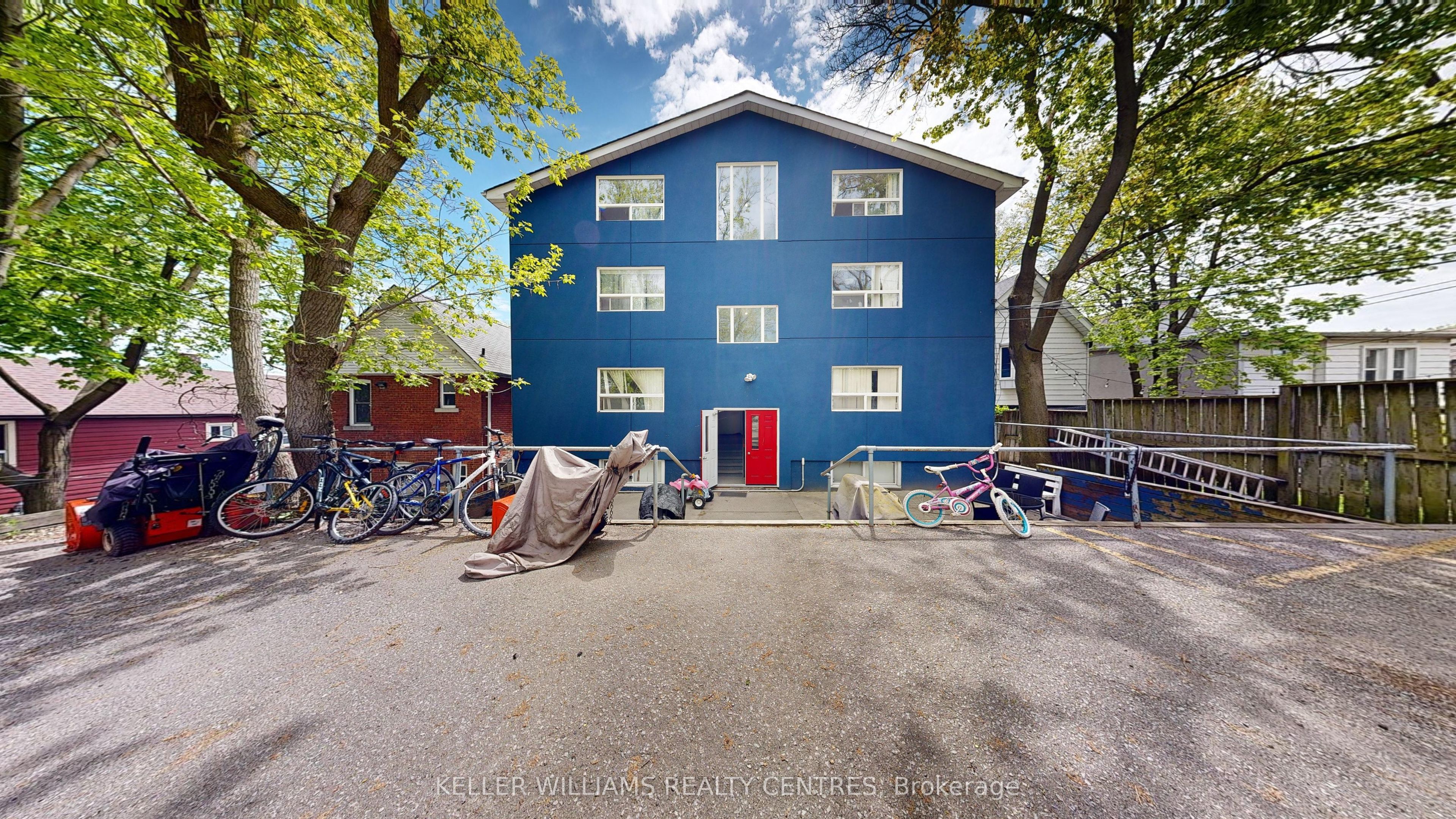 10 Ivy Avenue Property Photo