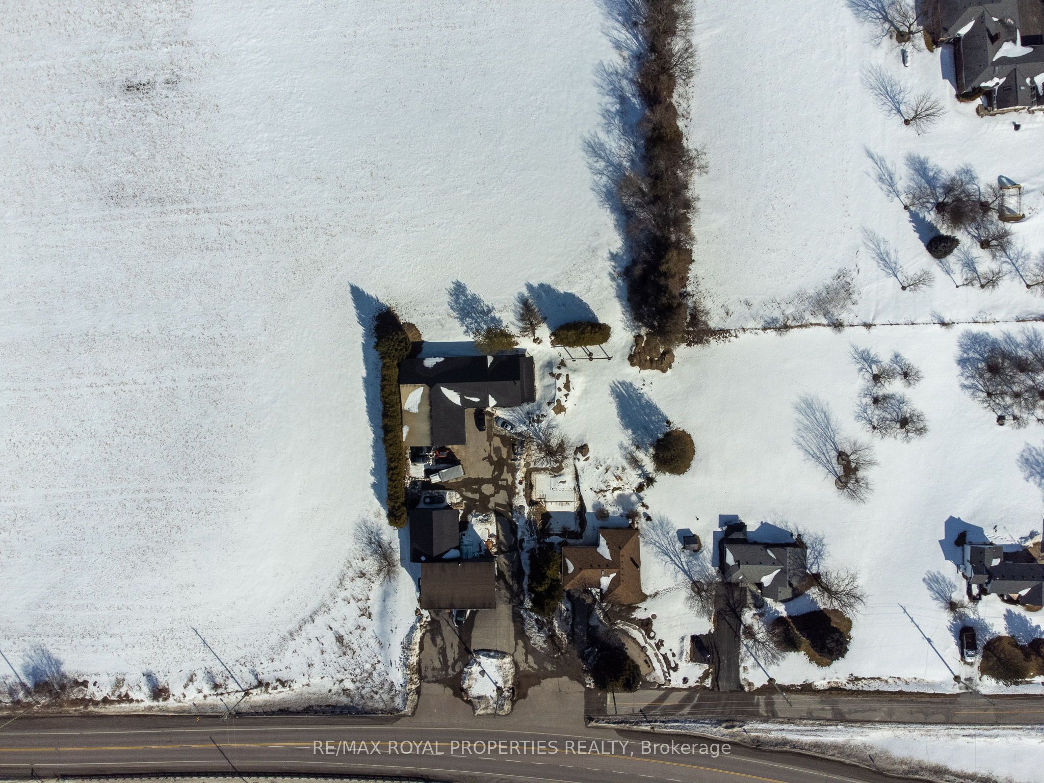 11151 Simcoe Street Property Photo 3