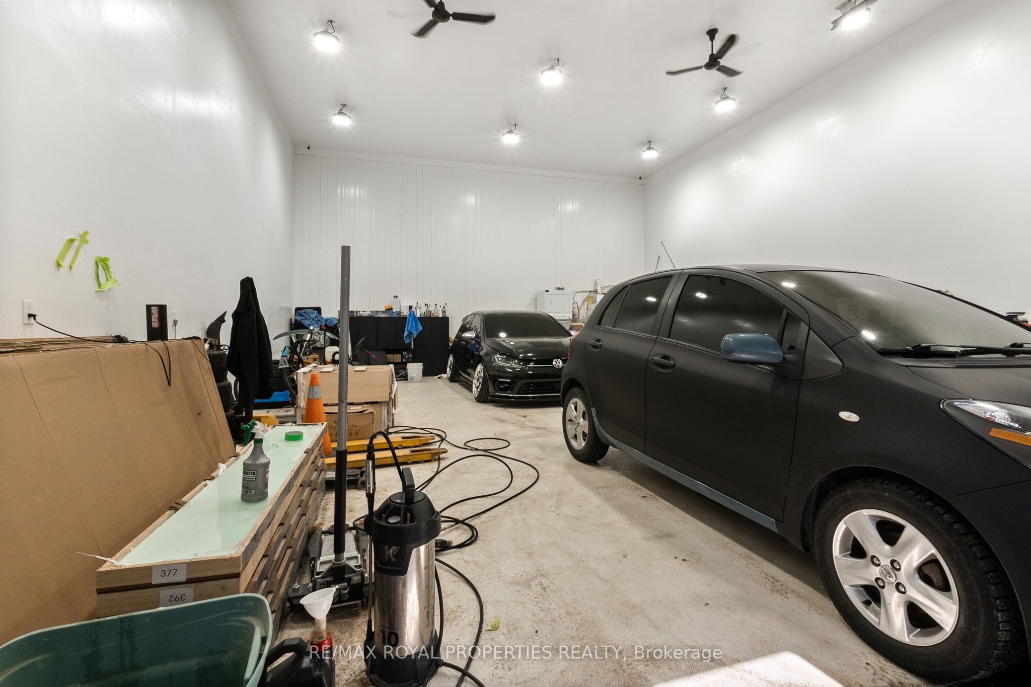 11151 Simcoe Street Property Photo 11