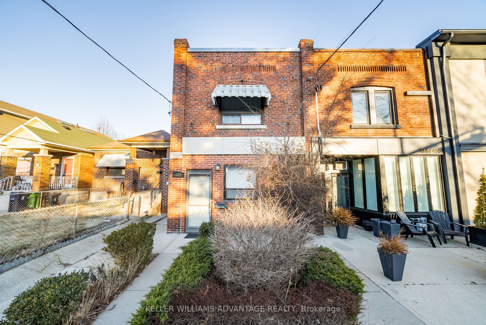 462&464 Sammon Avenue Property Photo 1