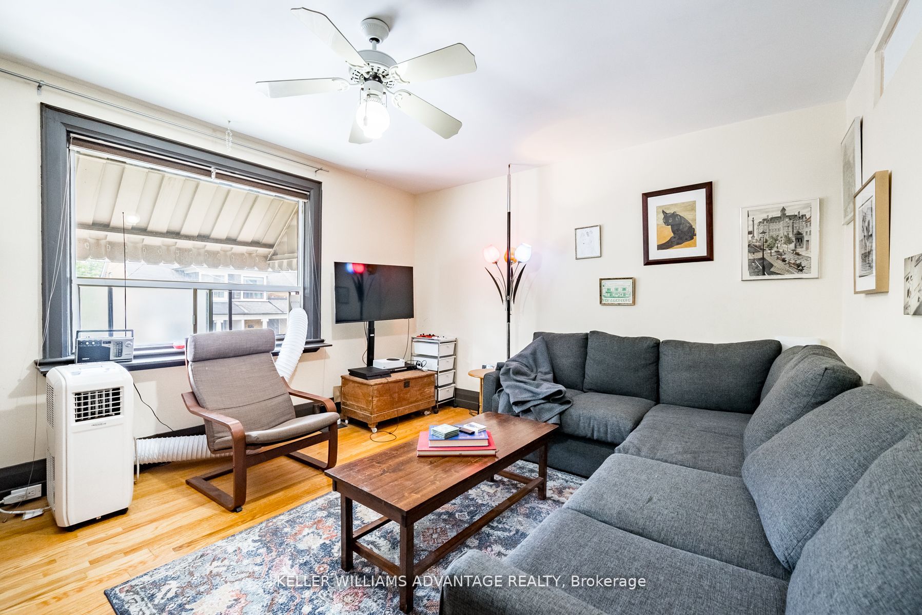 462&464 Sammon Avenue Property Photo 5