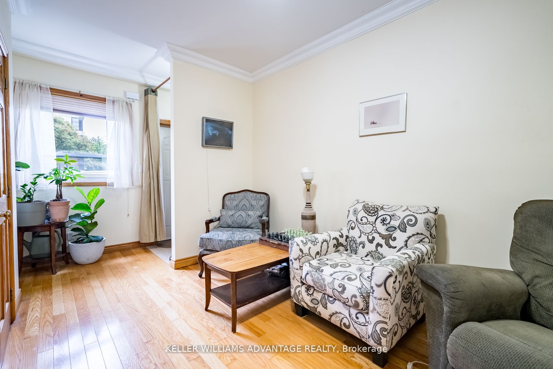 462&464 Sammon Avenue Property Photo 19