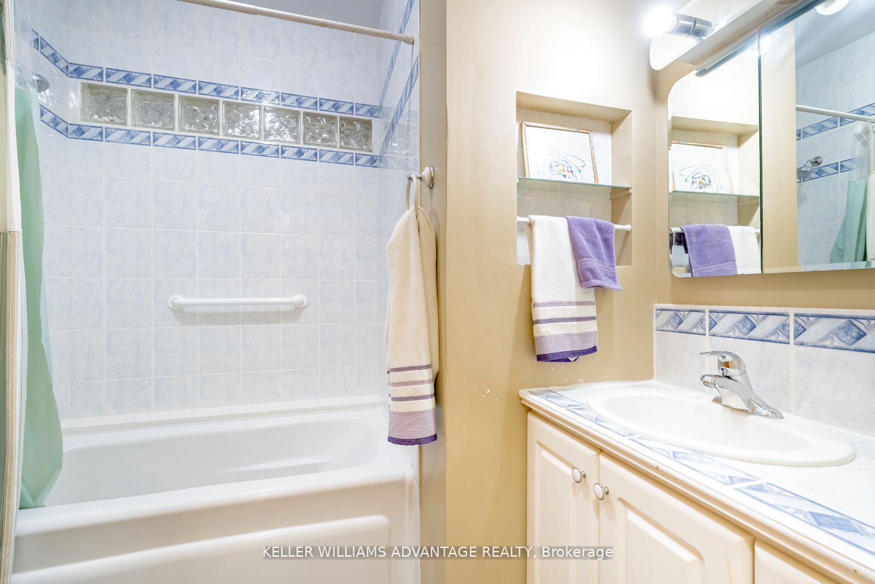 462&464 Sammon Avenue Property Photo 20