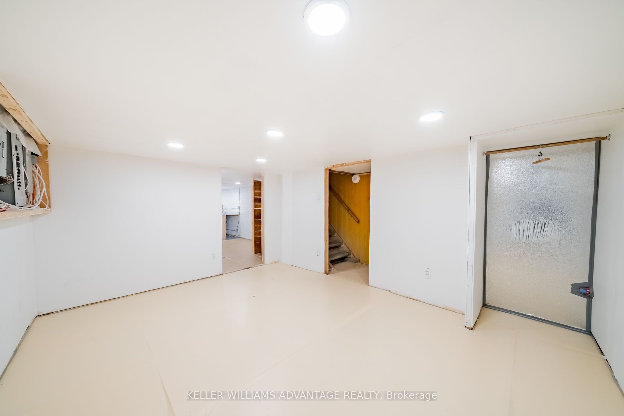 462&464 Sammon Avenue Property Photo 26