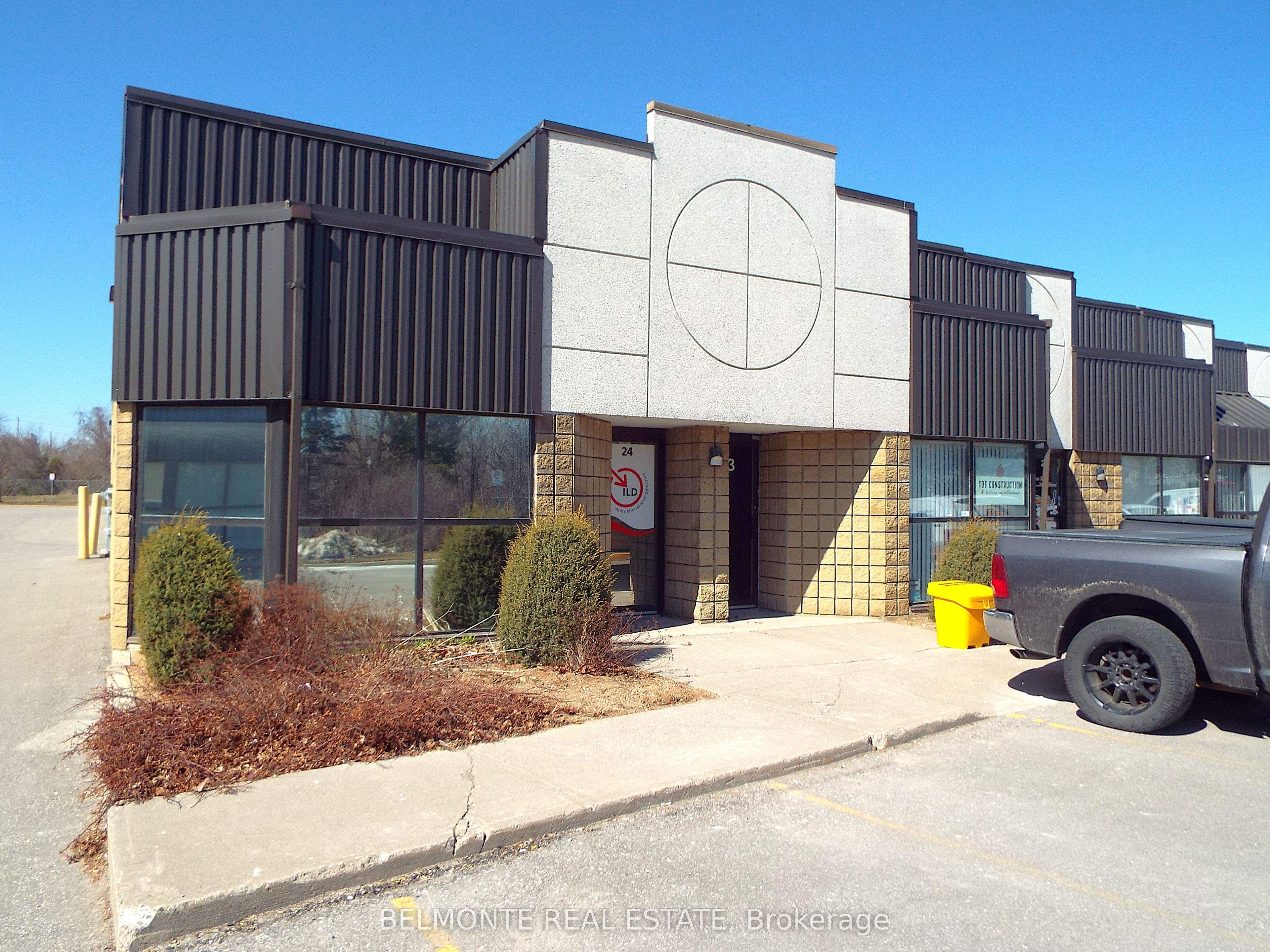 #23 - 1621 Mcewen Drive Property Photo 1