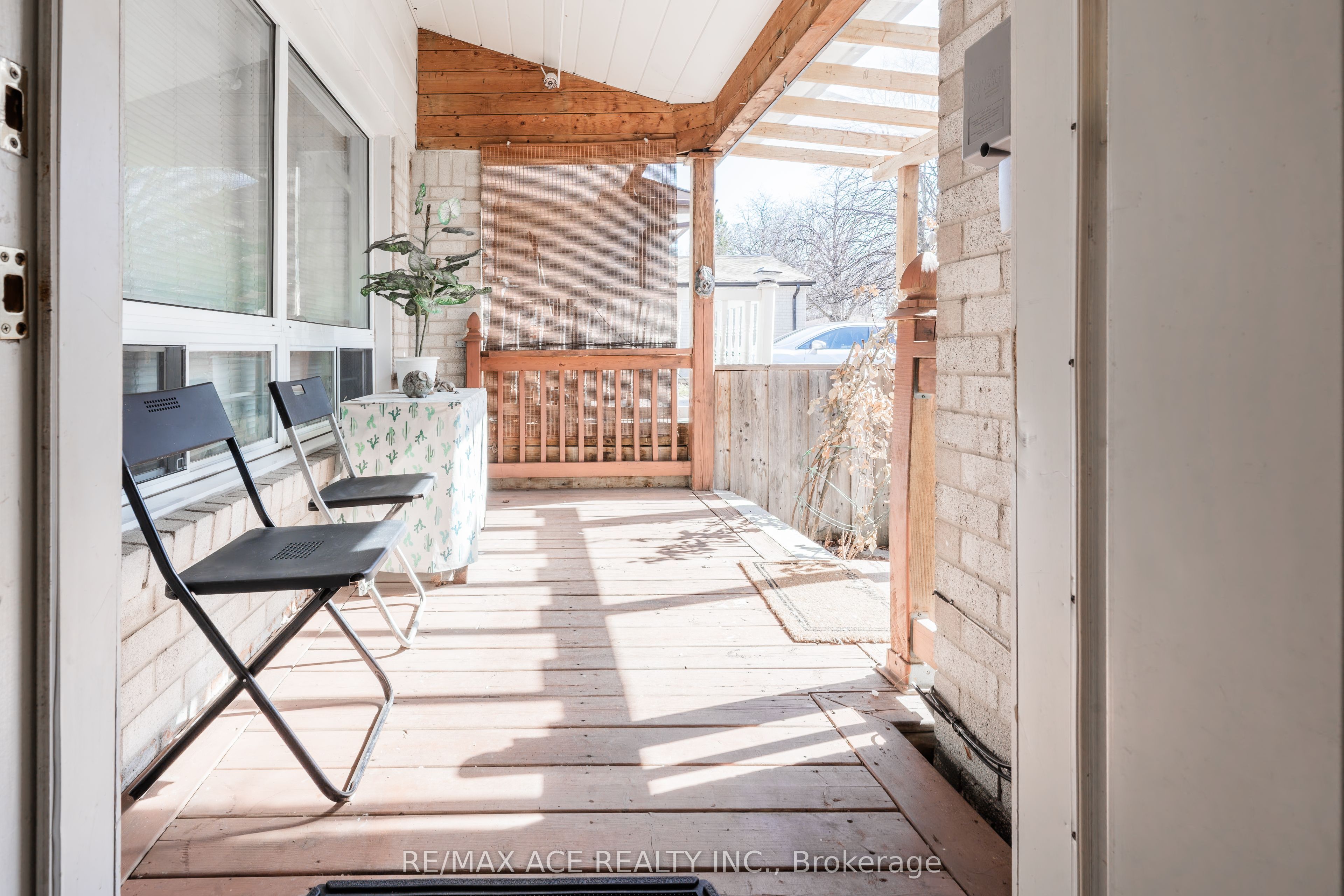 50 Parsell Square Property Photo 5